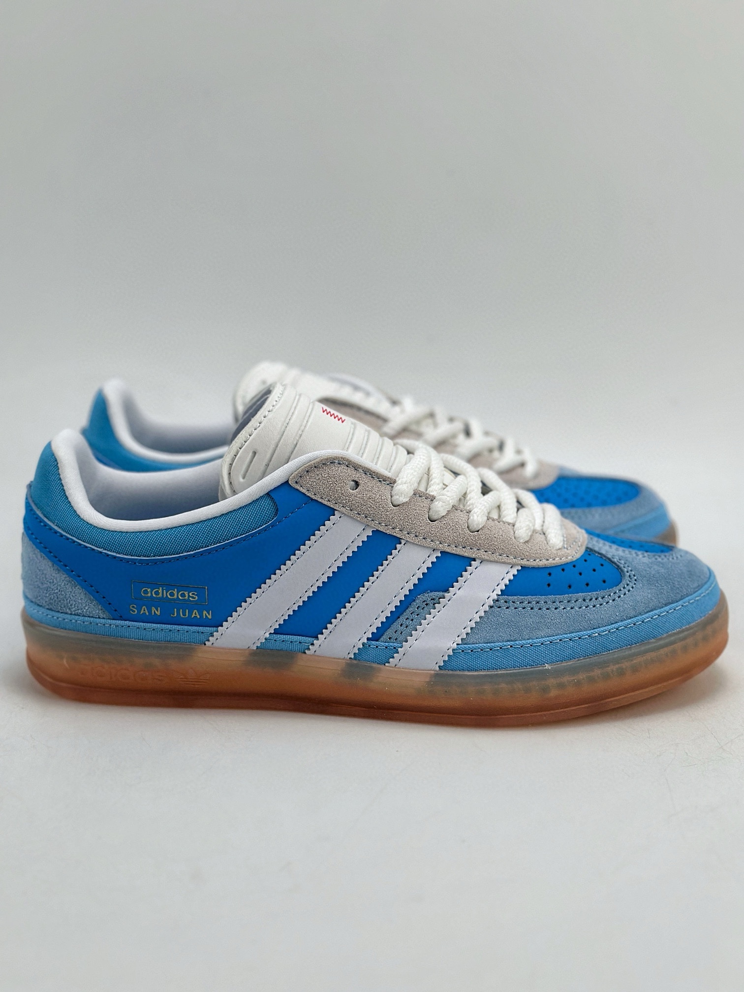 adidas Originals Gazelle INdoor x Bad Bunny 坏痞兔蓝白 三叶草休闲防滑耐磨低帮板鞋  IF9734