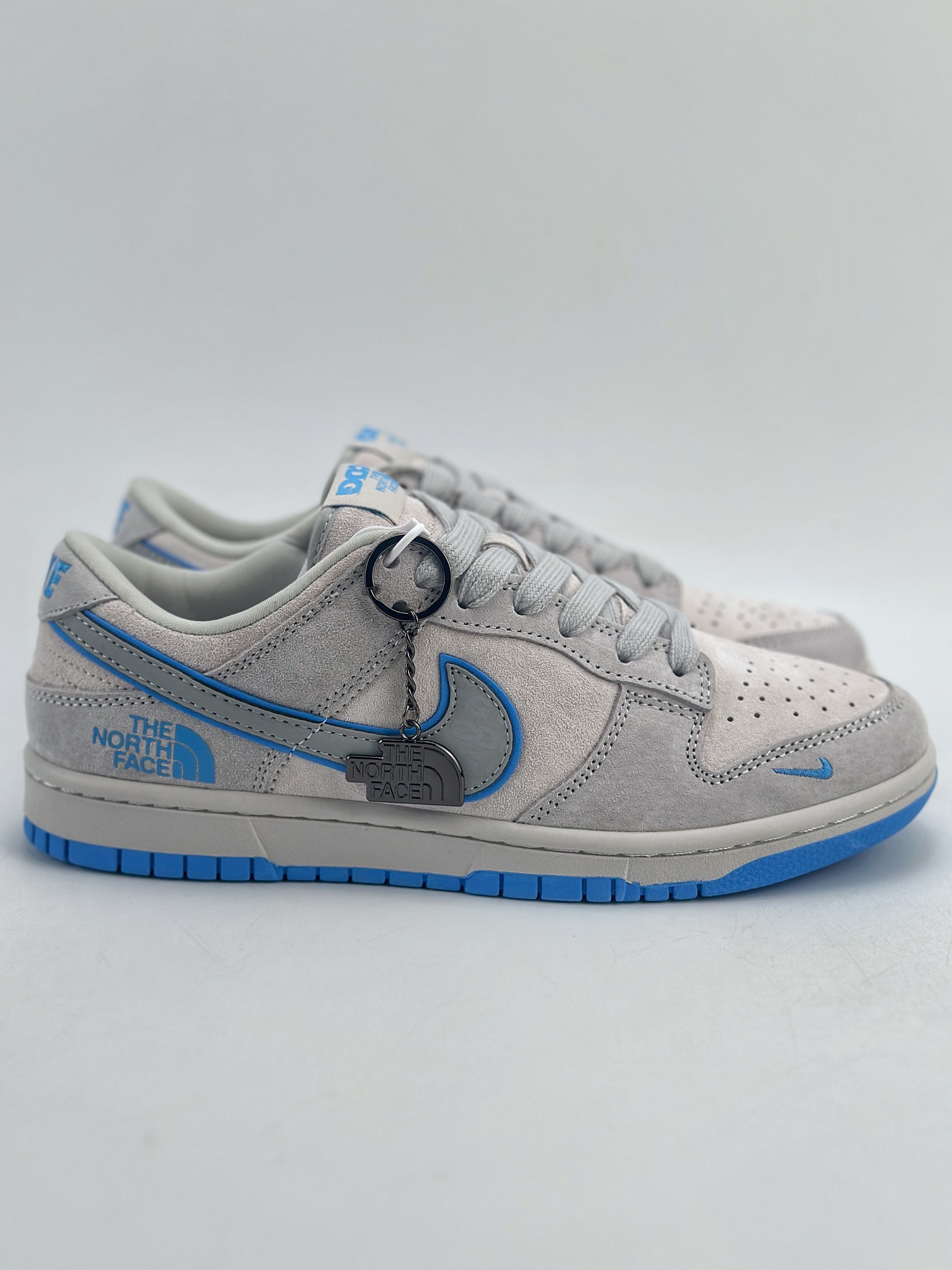 Nike SB Dunk Low x CDG x The North Face 灰蓝  DQ1098-370