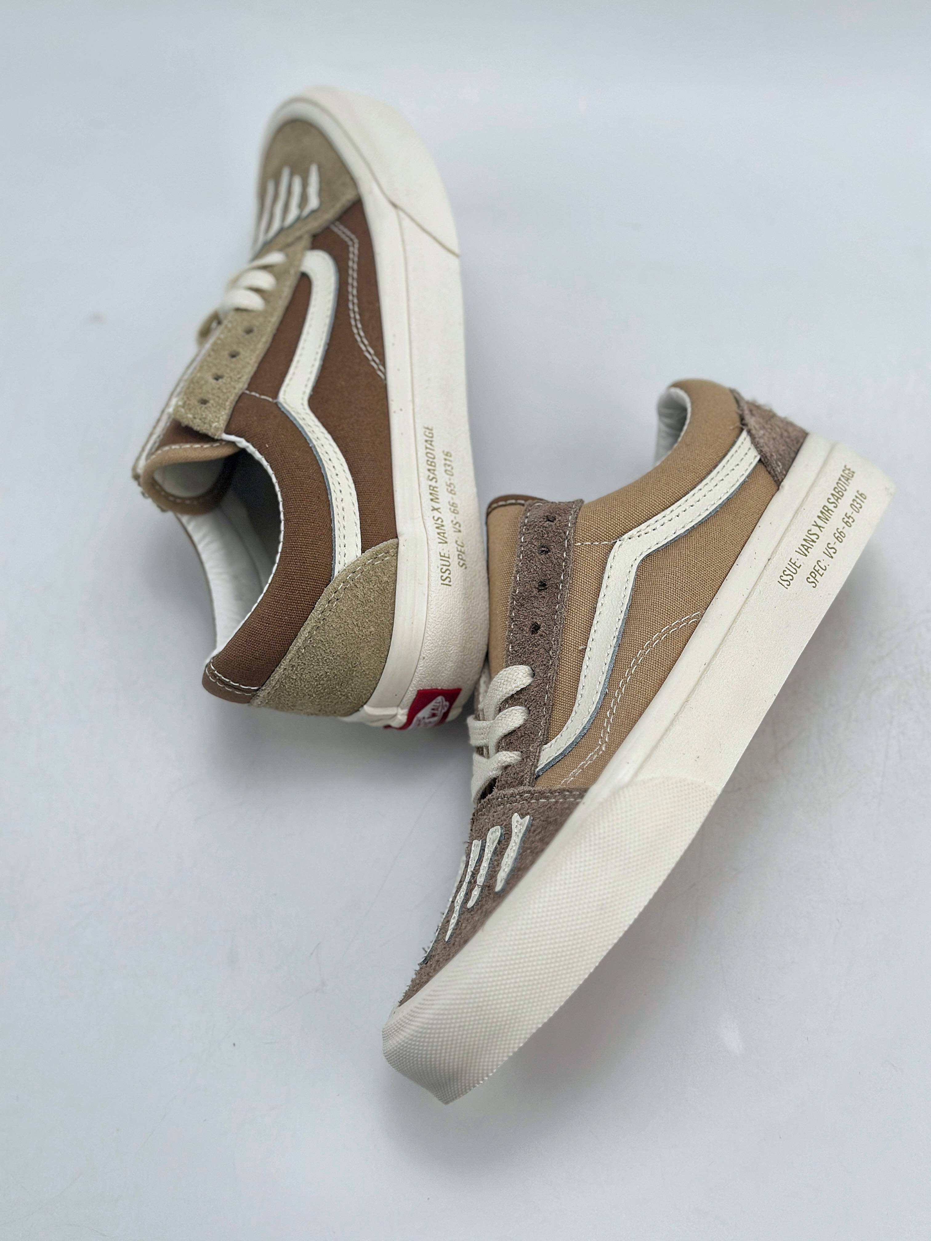 Mark SBTG x Vans 2024亚洲艺术家联名系列  VN000CT84MG