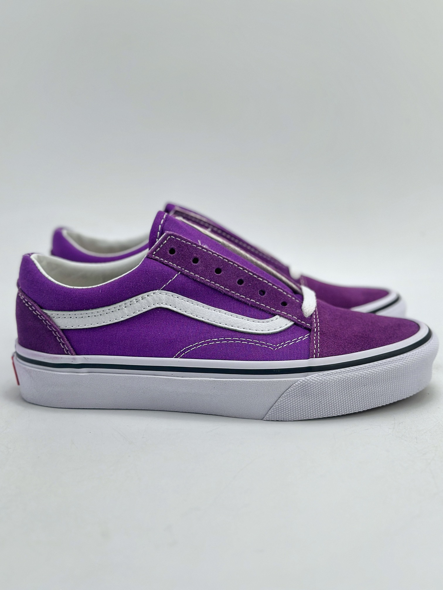 Vans Old Skool 紫白色 防滑减震低帮板鞋   VN0007NT1N8