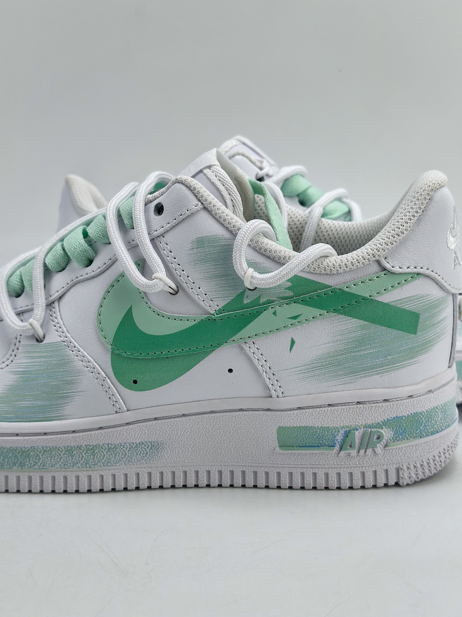 Nike Air Force 1 Low 07 手绘 断裂三钩 白绿  ZH0316-023