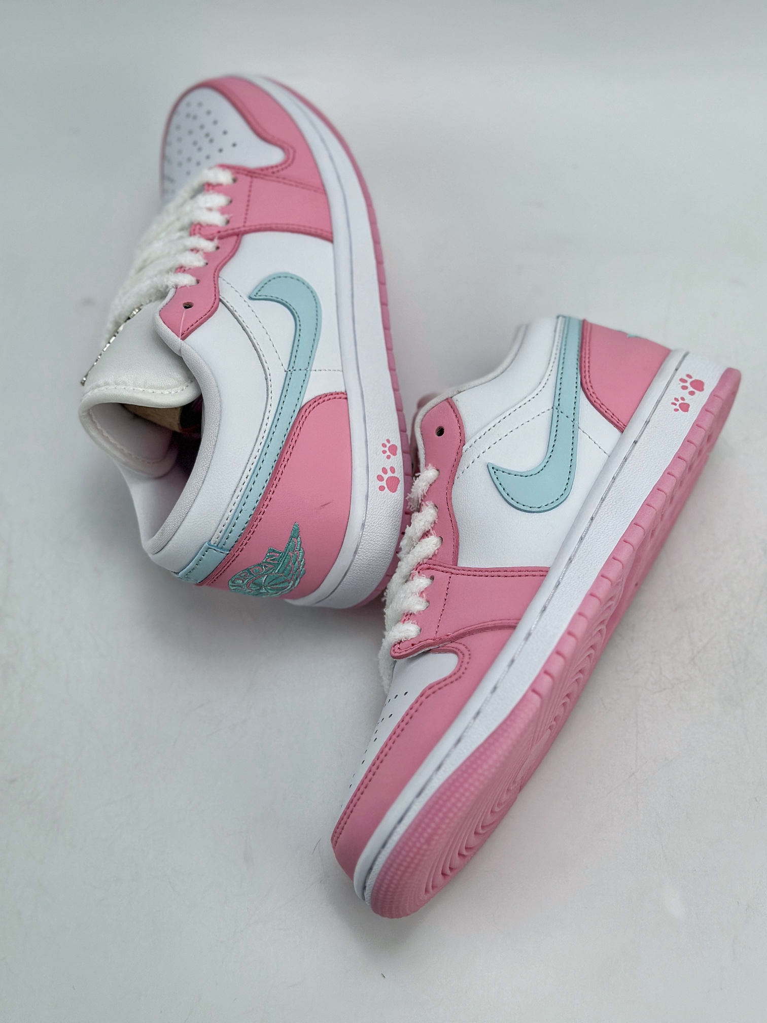 Air Jordan 1 Retro Low ”White/Pink Foam/Glacier Blue” 白粉 HM3706-141