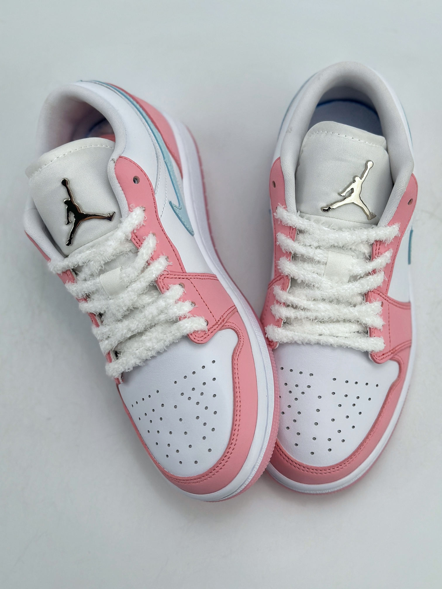 Air Jordan 1 Retro Low ”White/Pink Foam/Glacier Blue” 白粉 HM3706-141