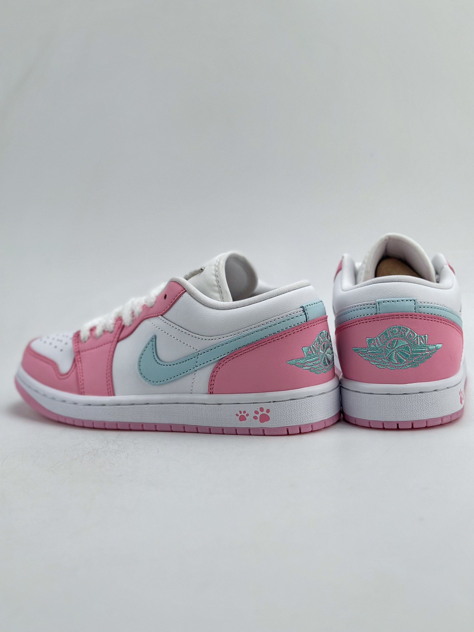 Air Jordan 1 Retro Low ”White/Pink Foam/Glacier Blue” 白粉 HM3706-141