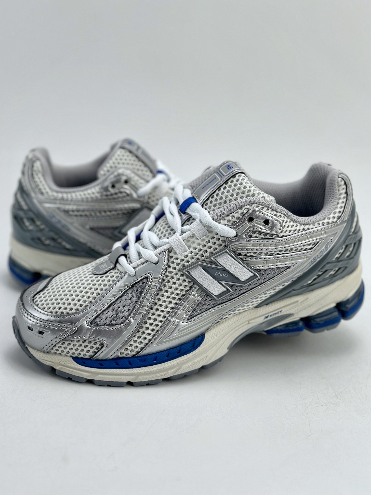 New Balance M1906系列 复古单品宝藏老爹鞋款  M1906RQA