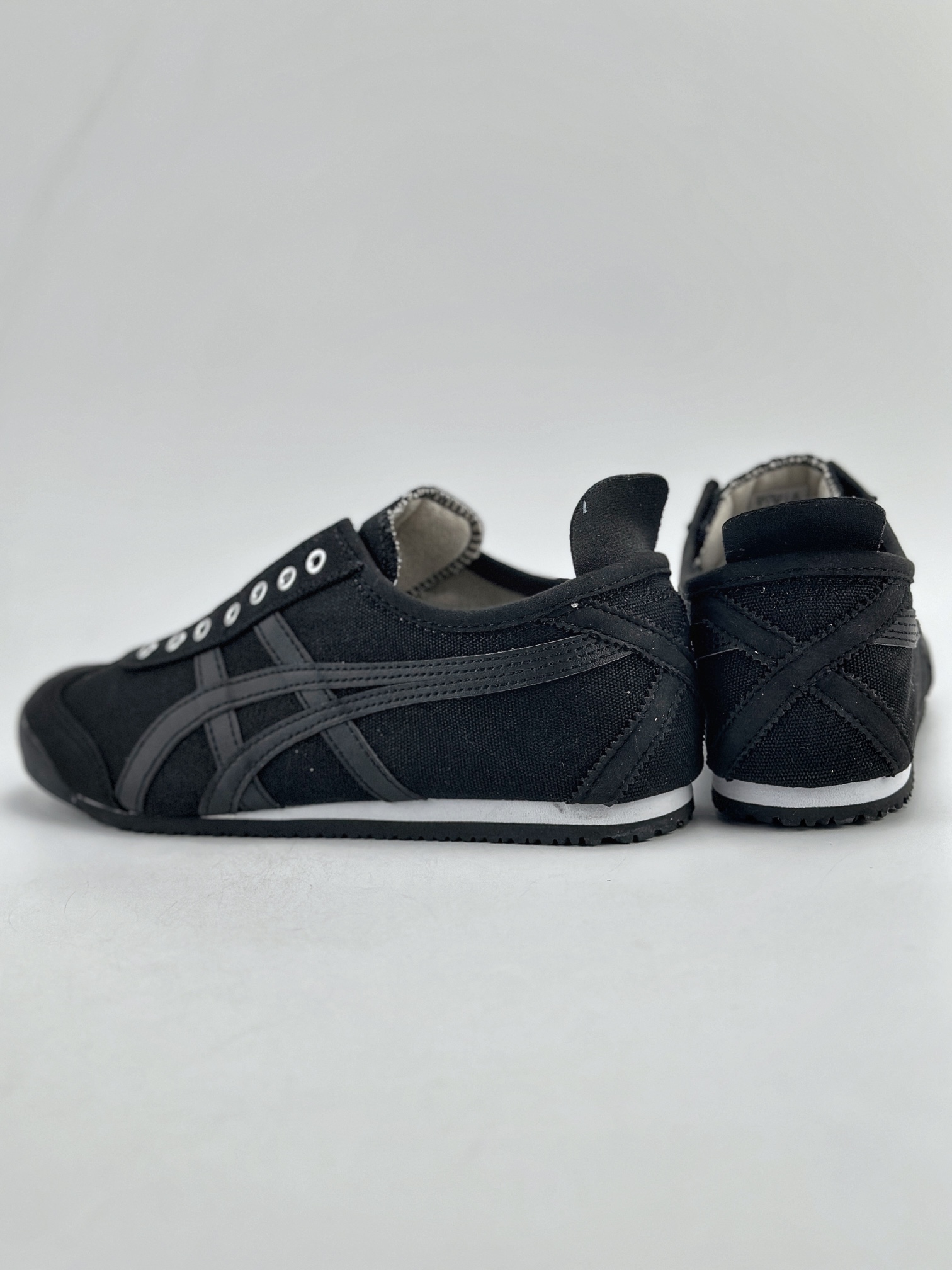 Onitsuka Tiger Mexico 66 Paraty 百搭单品 板鞋 D3K0Q-9090