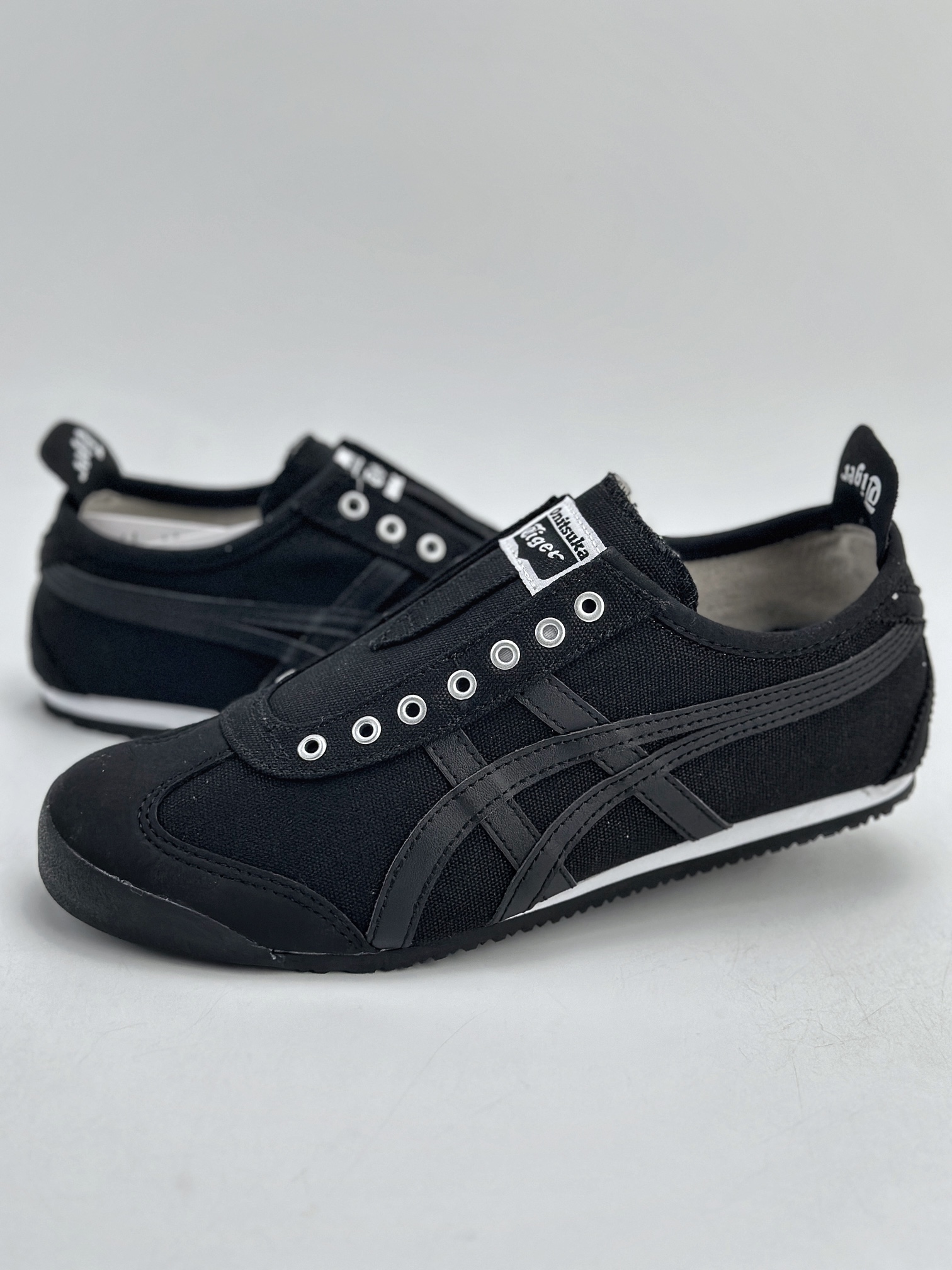 Onitsuka Tiger Mexico 66 Paraty 百搭单品 板鞋 D3K0Q-9090