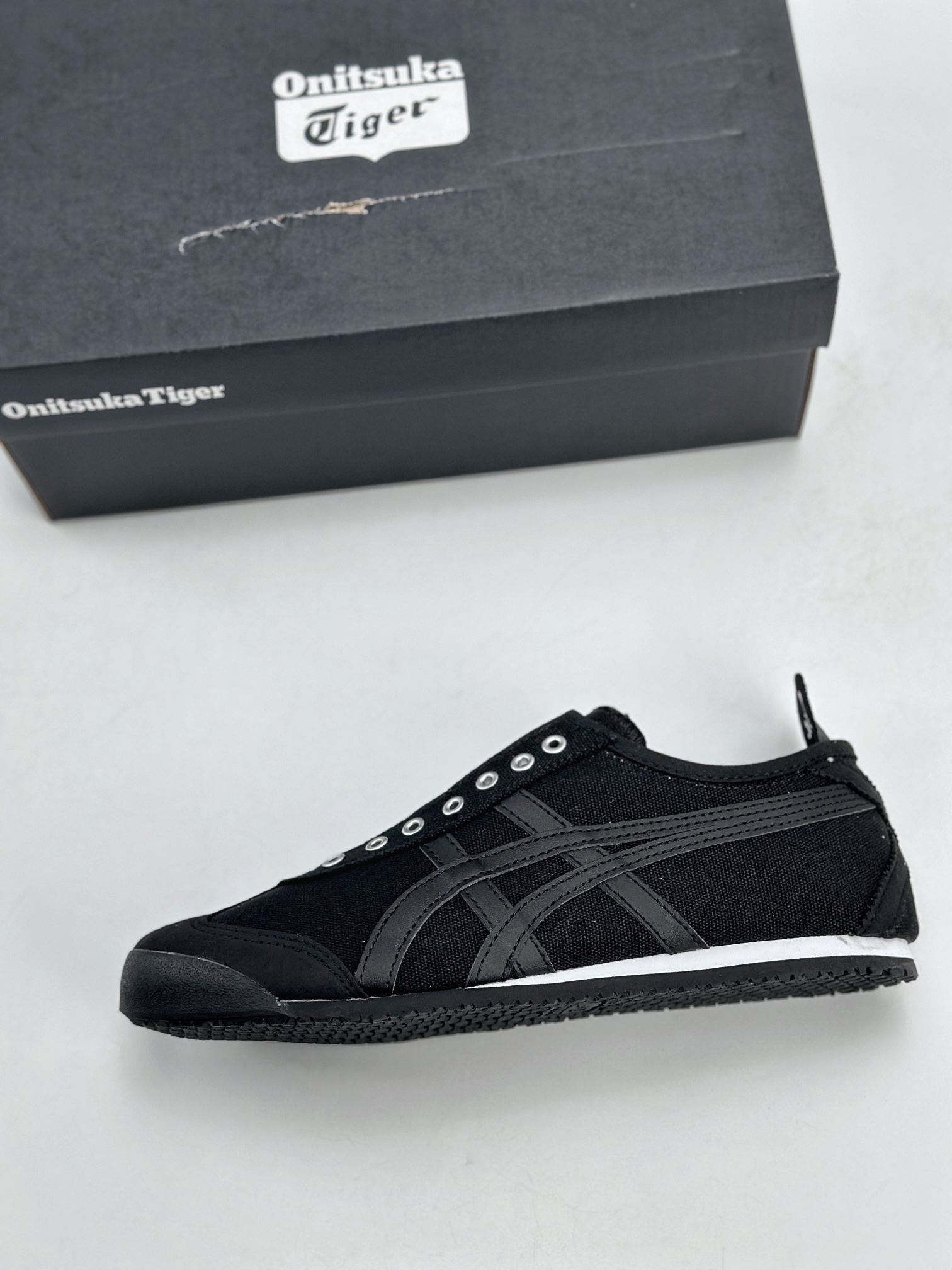 Onitsuka Tiger Mexico 66 Paraty 百搭单品 板鞋 D3K0Q-9090