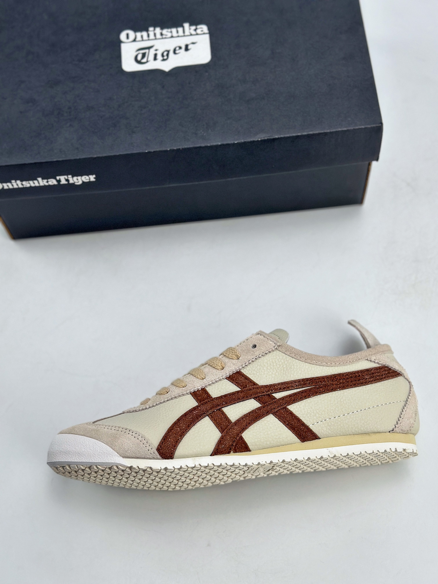 Onitsuka Tiger Mexico 66 Paraty 百搭单品 板鞋 1183B391-251