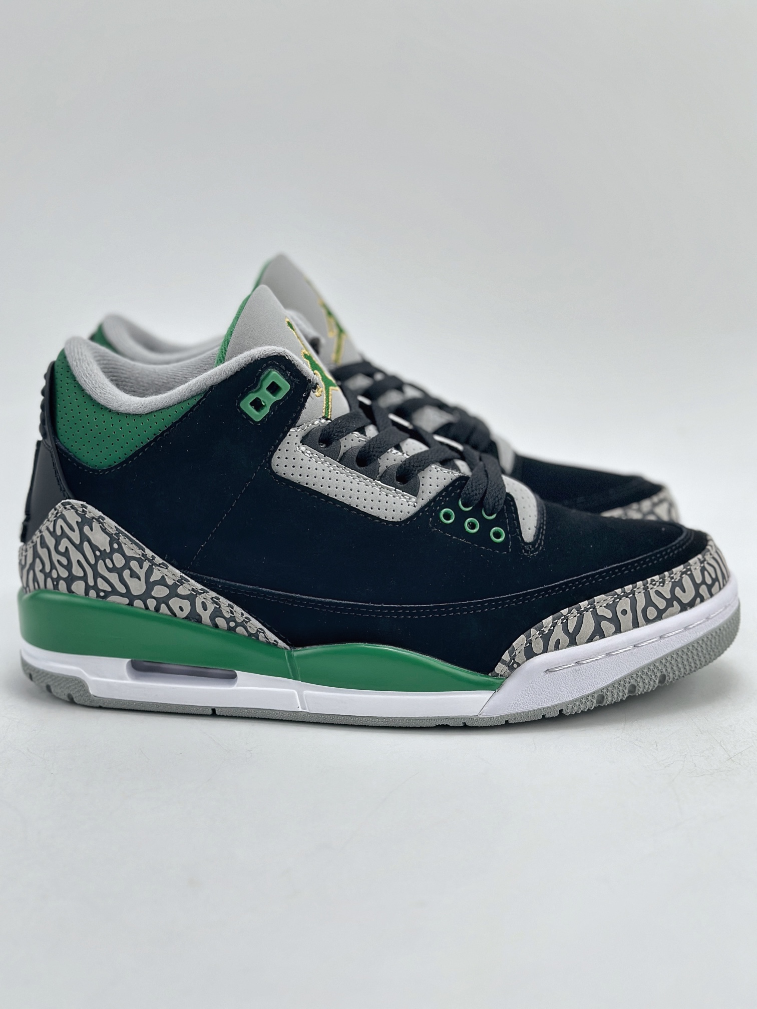 Air Jordan 3 Retro ”pine green” 黑绿 潮流复古篮球鞋 CT8532-030