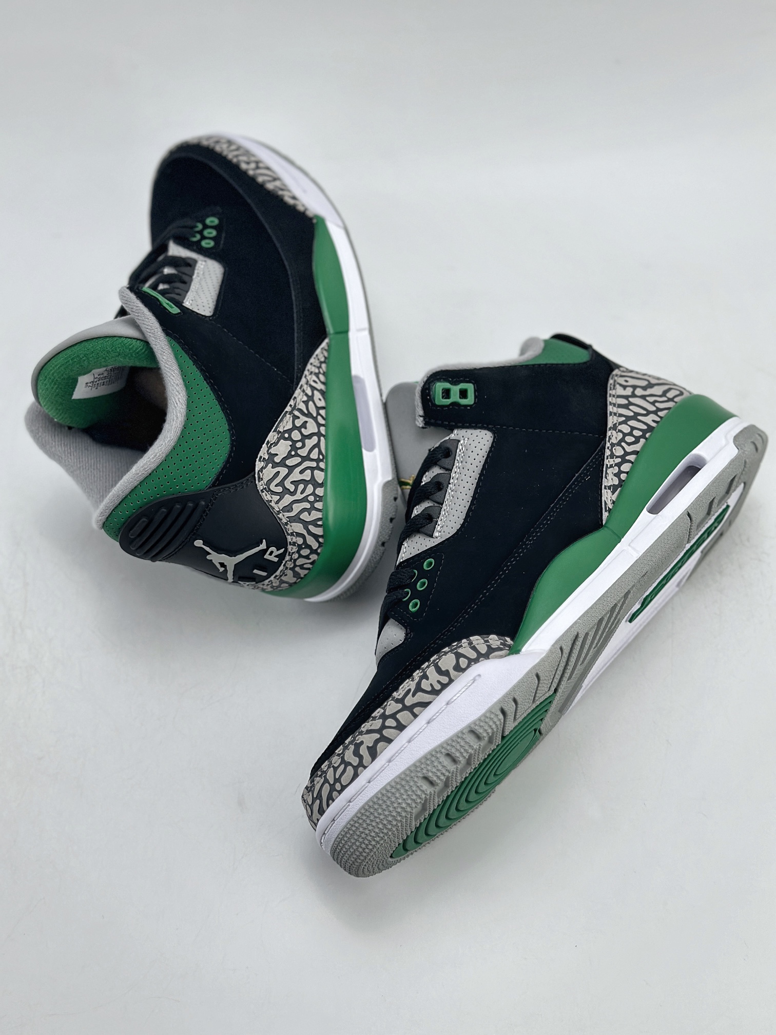 Air Jordan 3 Retro ”pine green” 黑绿 潮流复古篮球鞋 CT8532-030