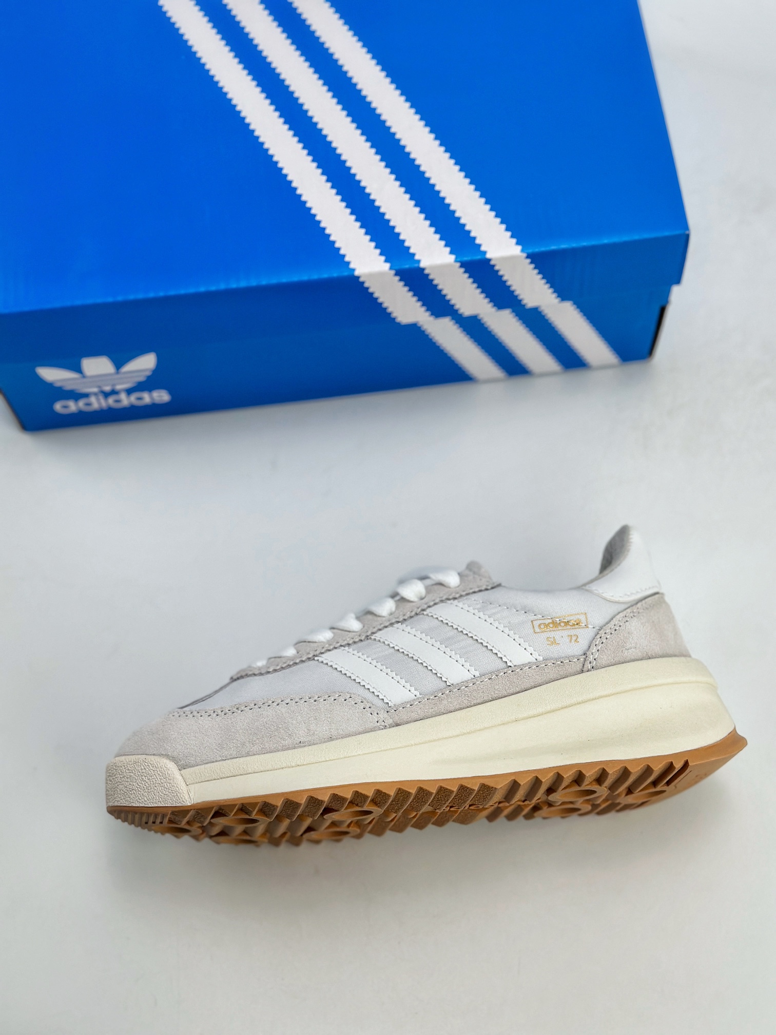 adidas Originals SL 72 RS 阿迪休闲防滑耐磨低帮板鞋   ID1031