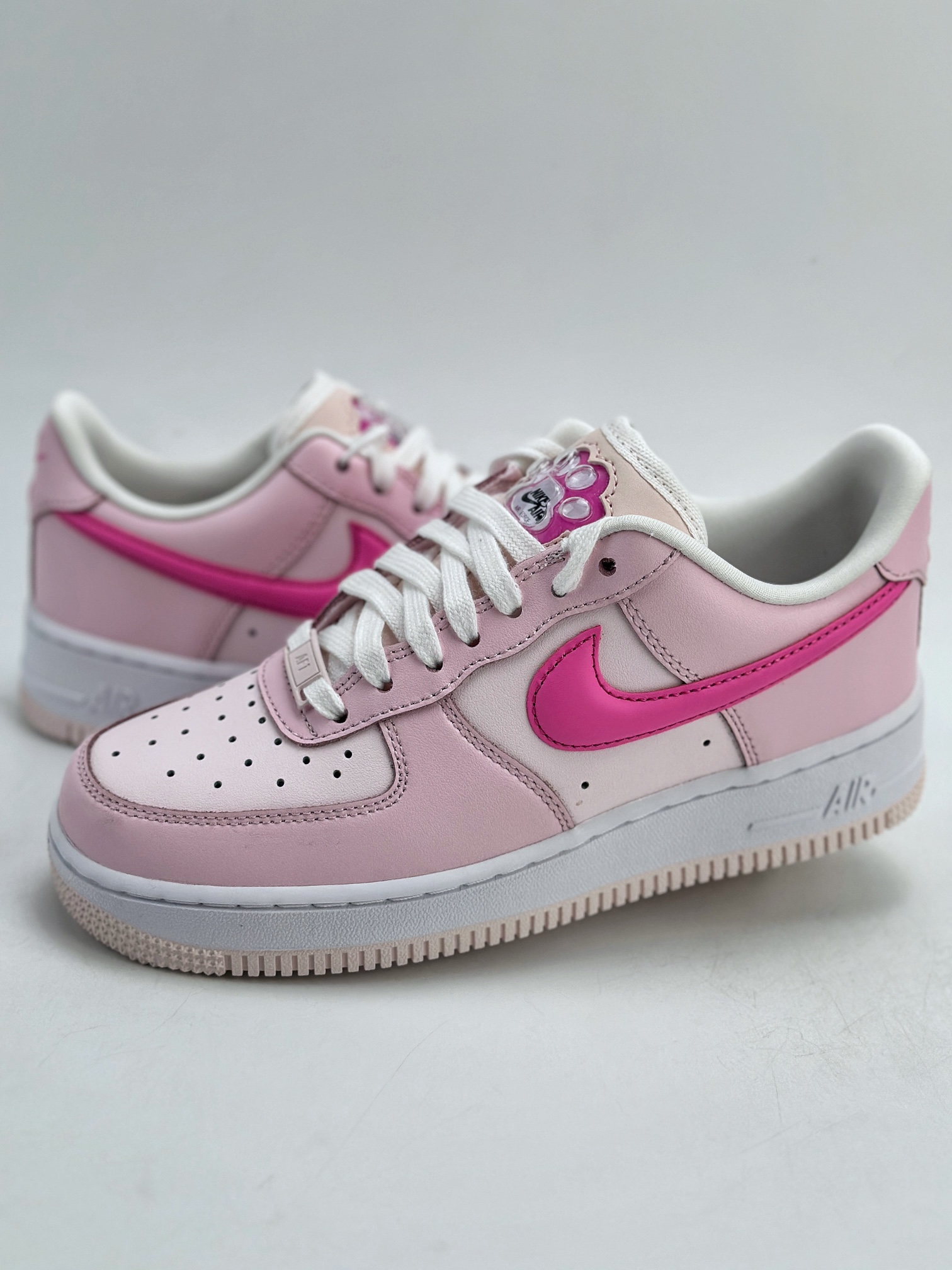 Nike Air Force 1 Low 07 白粉 （女鞋） HM3696-661