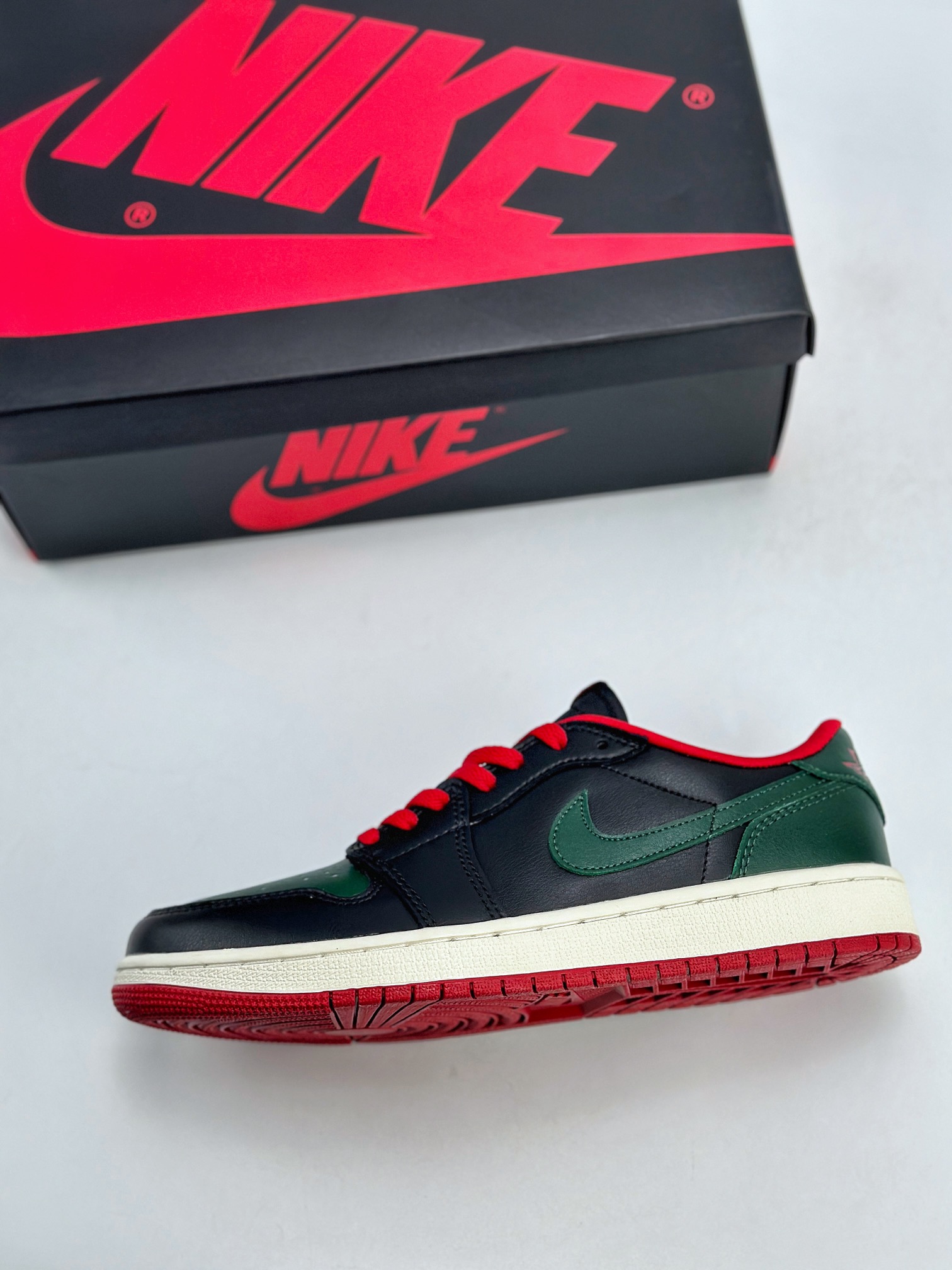 Air Jordan 1 Retro Low WMNS OG黑绿   CZ0775-036