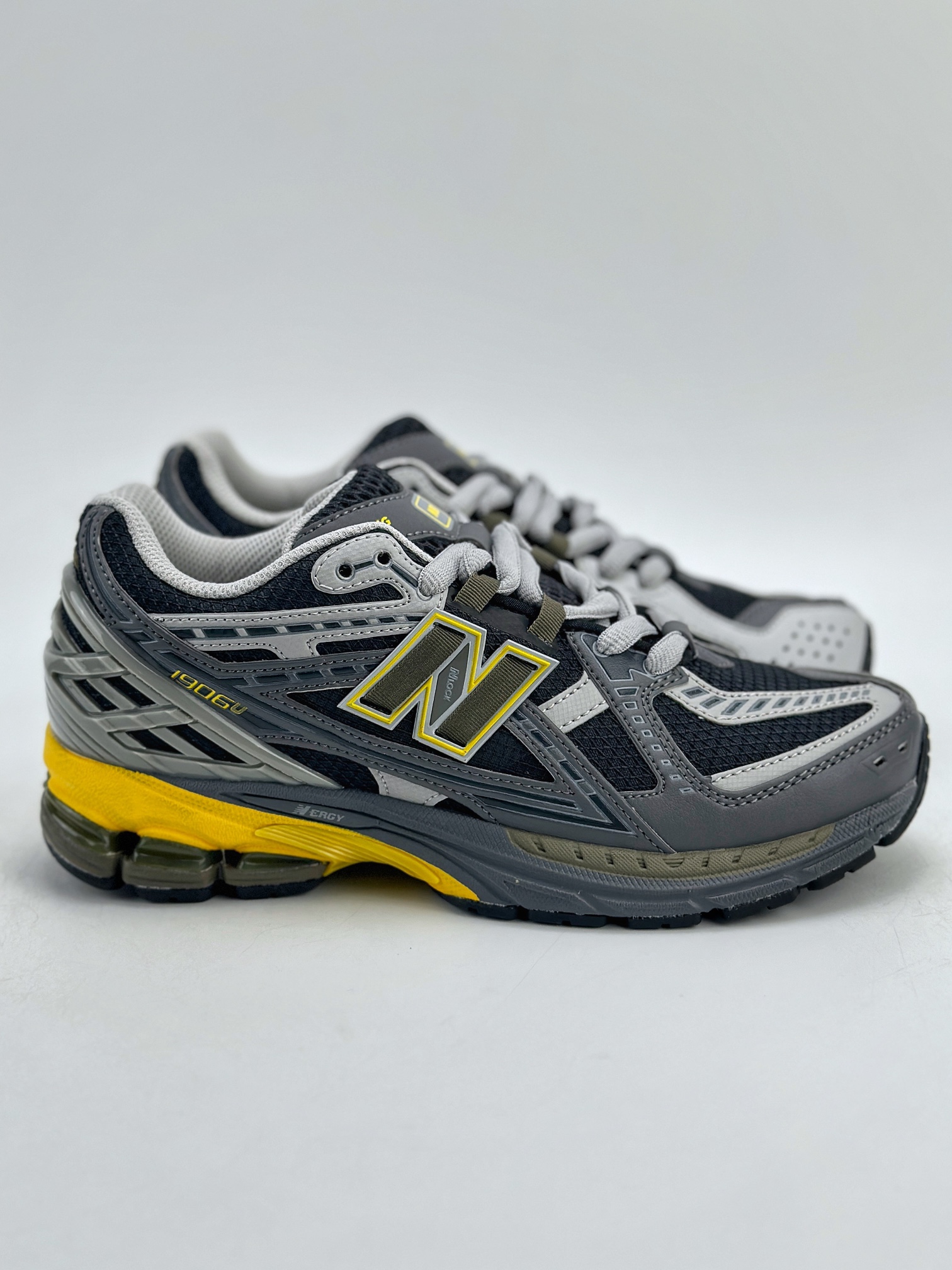 New Balance M1906系列 复古单品宝藏老爹鞋款 M1906NA