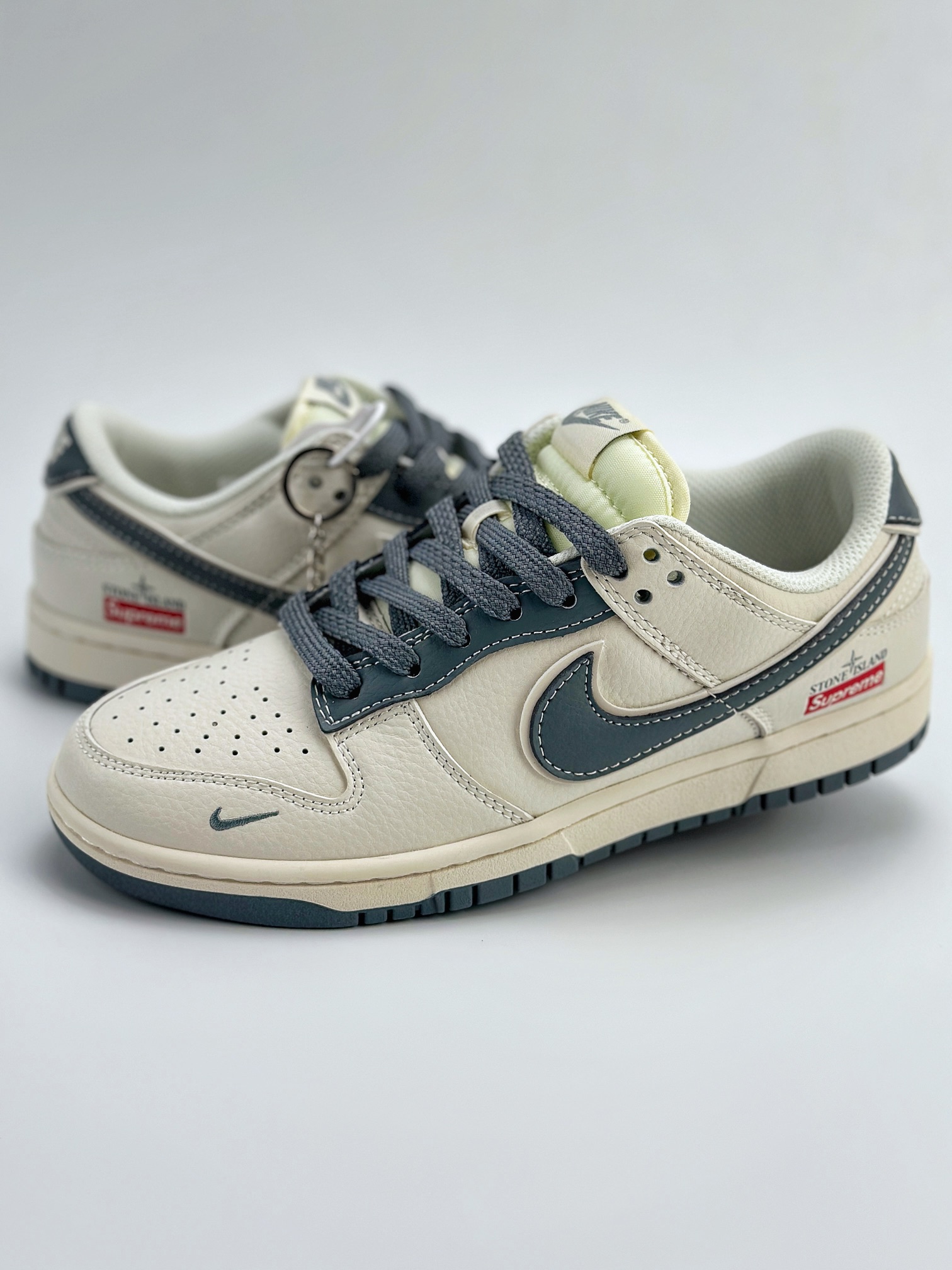 Nike SB Dunk Low x Supreme x Stone Island 白青  BB9866-002