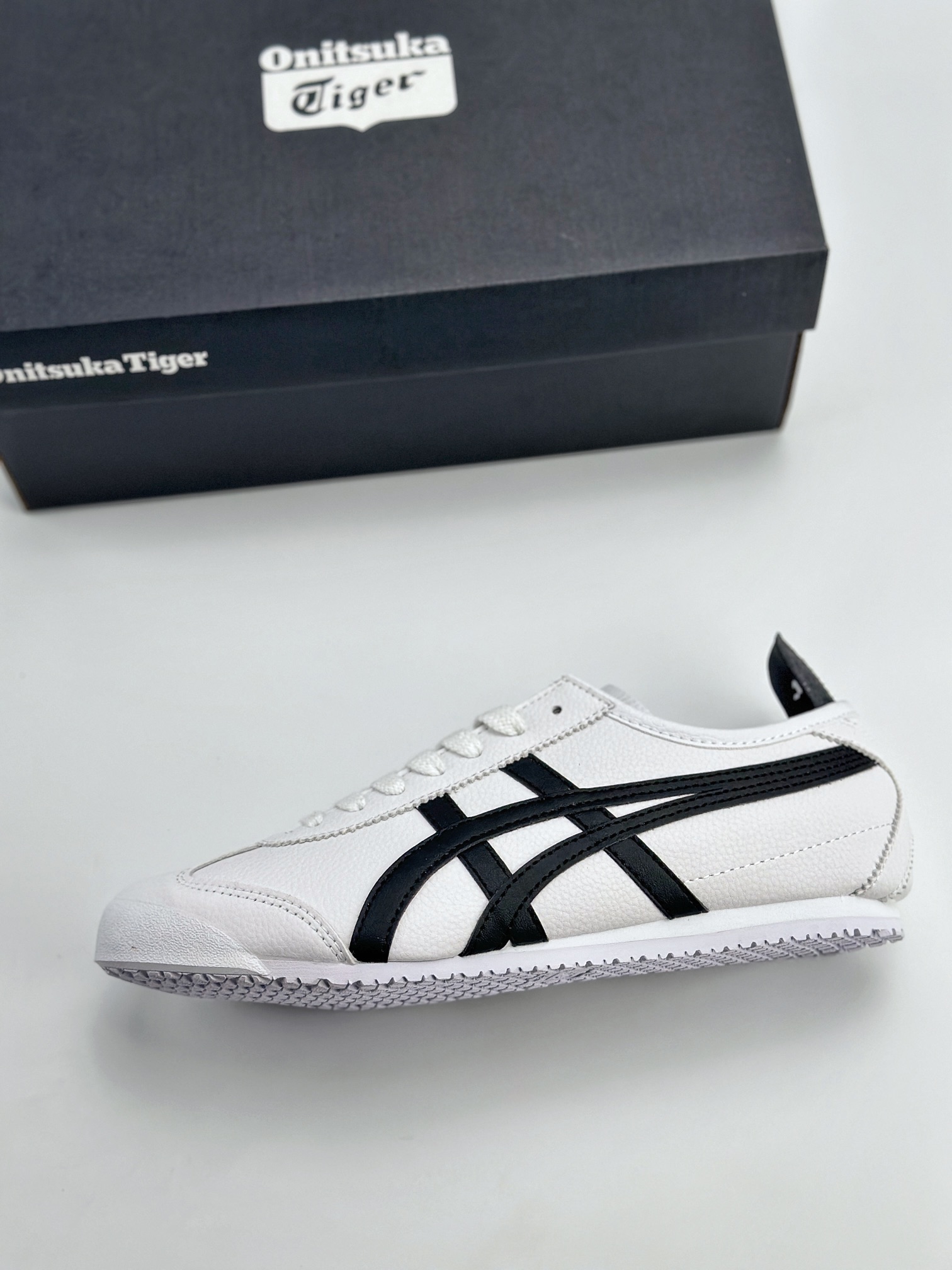 Onitsuka Tiger Mexico 66 Paraty 百搭单品 板鞋 D508K-019