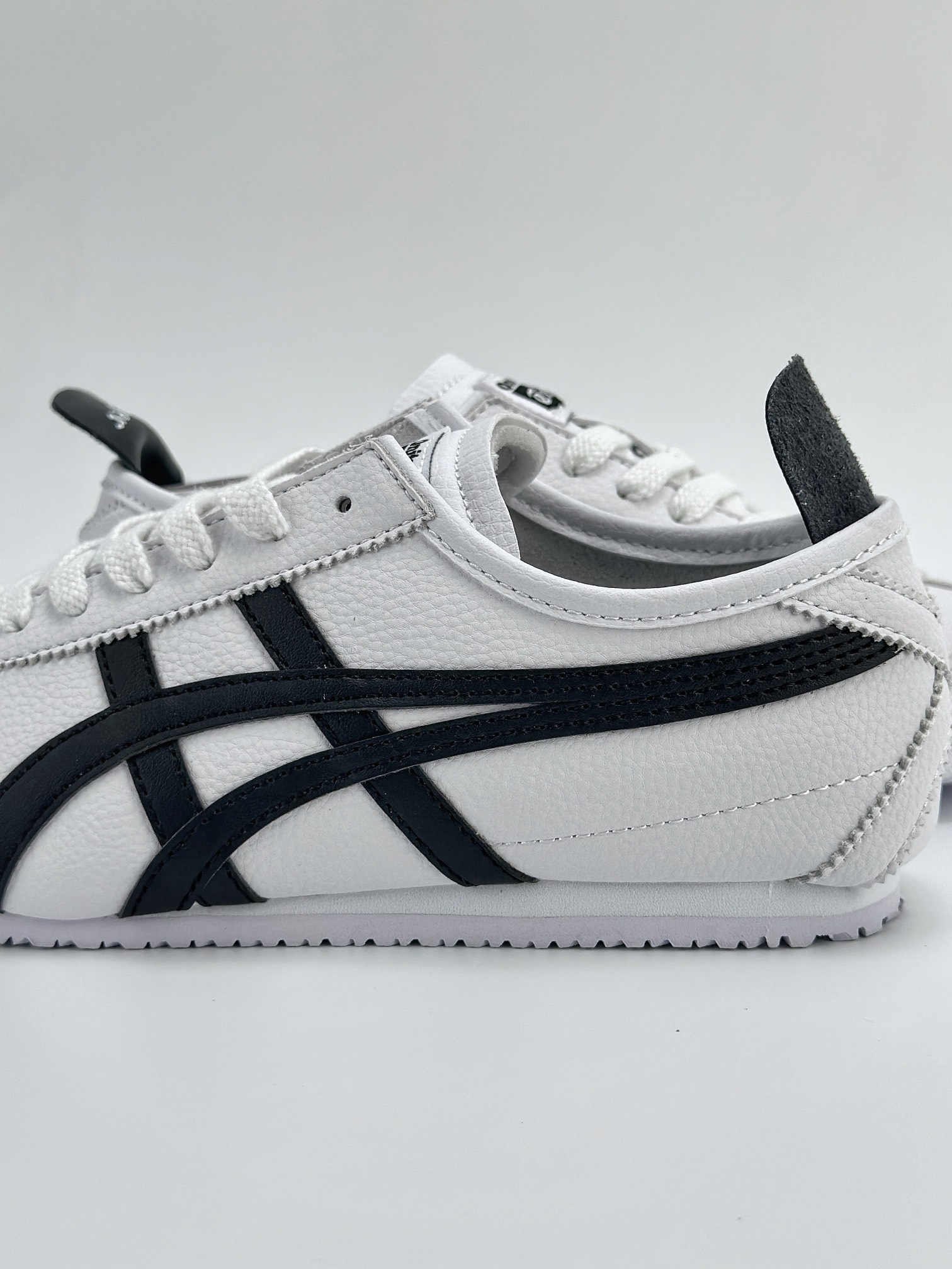 Onitsuka Tiger Mexico 66 Paraty 百搭单品 板鞋 D508K-019