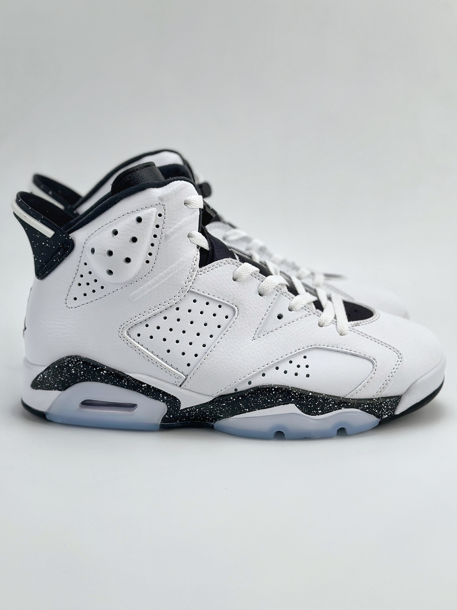 Air Jordan 6 Retro ”Reverse Oreo” 白黑 潮流复古篮球鞋  CT8529-112