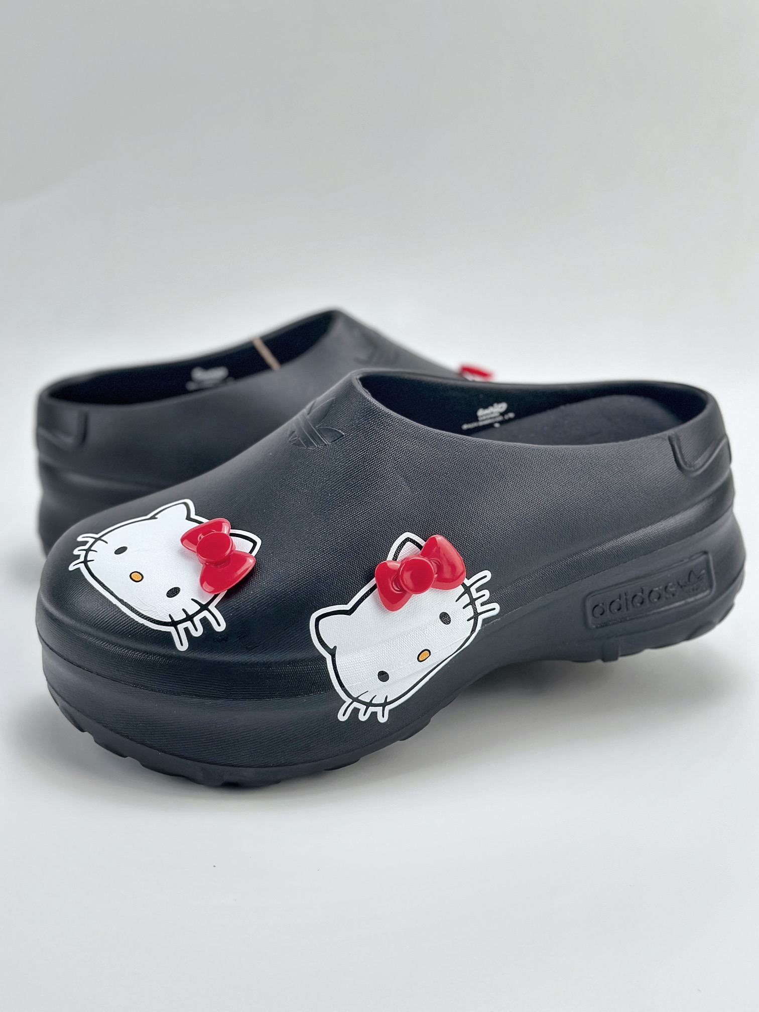 adidas originals AdiFOM Stan Smith Mule x Hello Kitty/凯蒂猫 IH0280