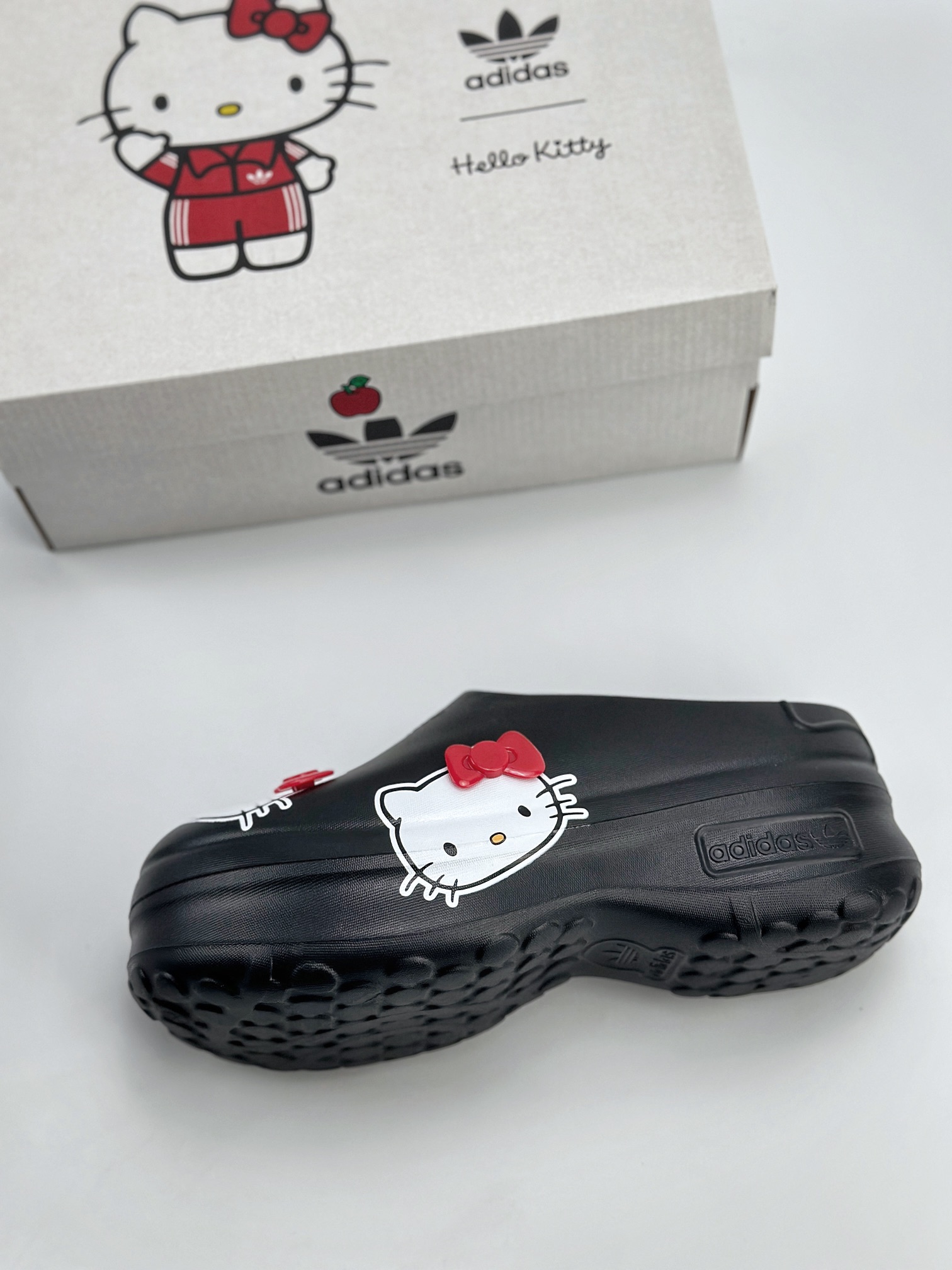 adidas originals AdiFOM Stan Smith Mule x Hello Kitty/凯蒂猫 IH0280