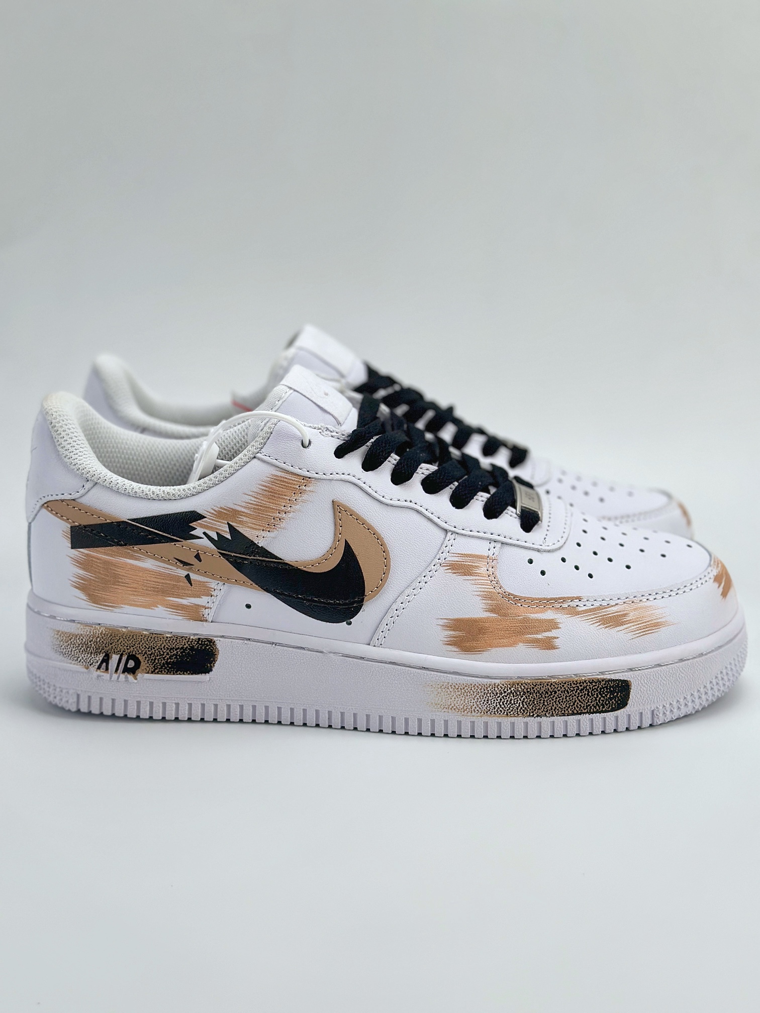 Nike Air Force 1 Low 07 手绘 断裂三钩 白棕