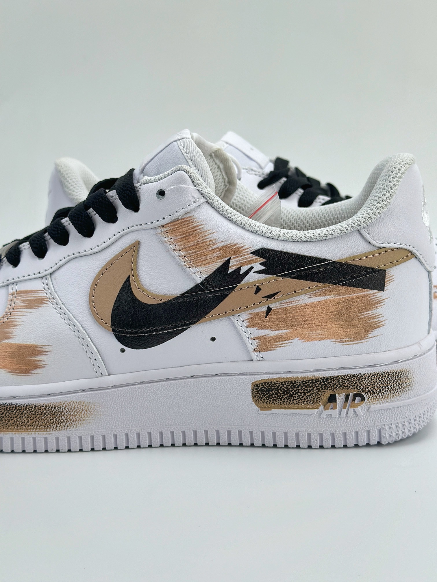 Nike Air Force 1 Low 07 手绘 断裂三钩 白棕