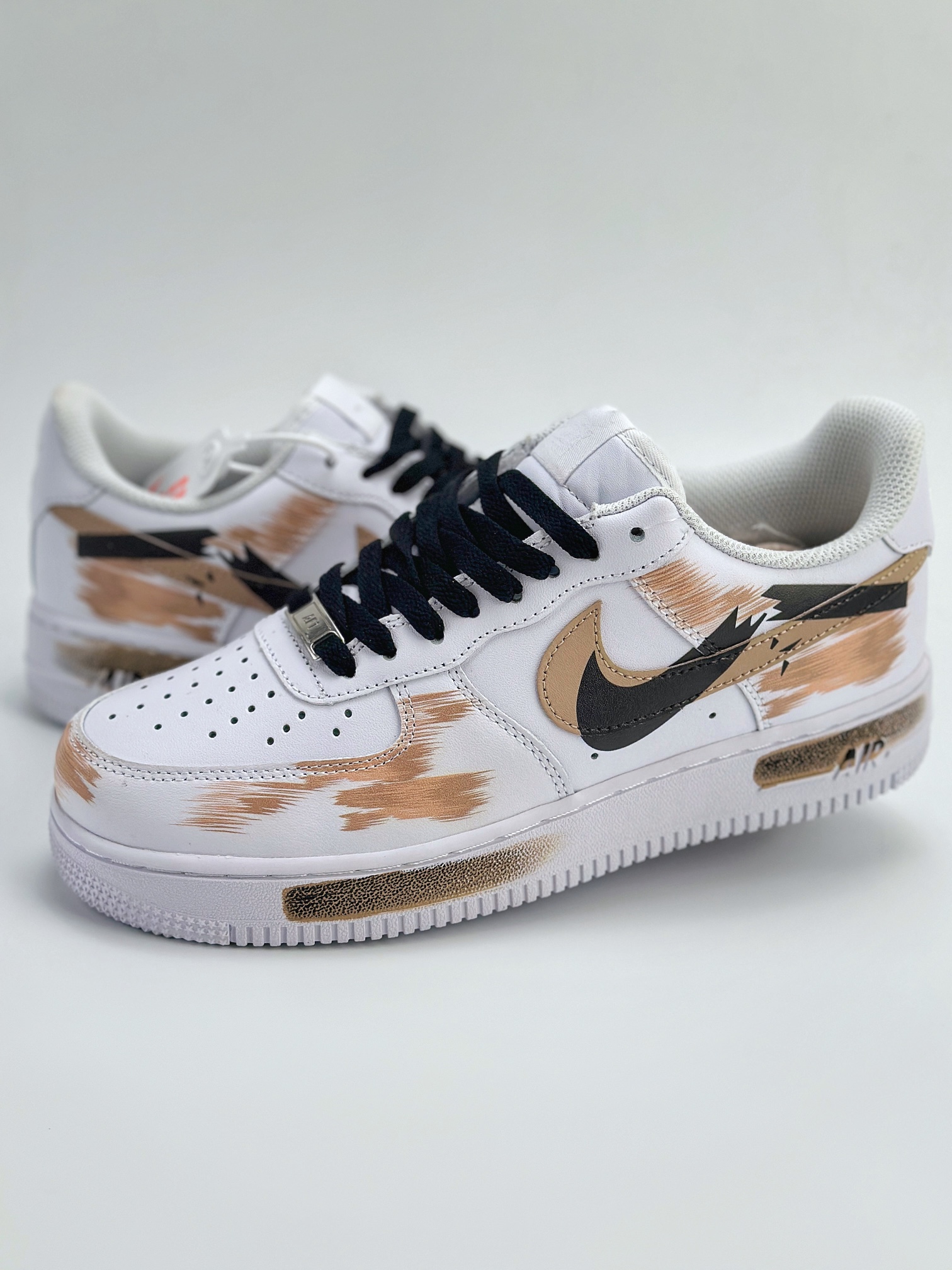 Nike Air Force 1 Low 07 手绘 断裂三钩 白棕