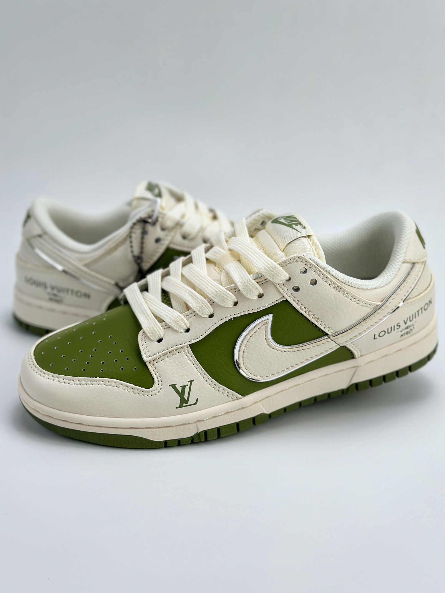 Nike SB Dunk Low x Louis Vuitton 米白绿 BB8766-211