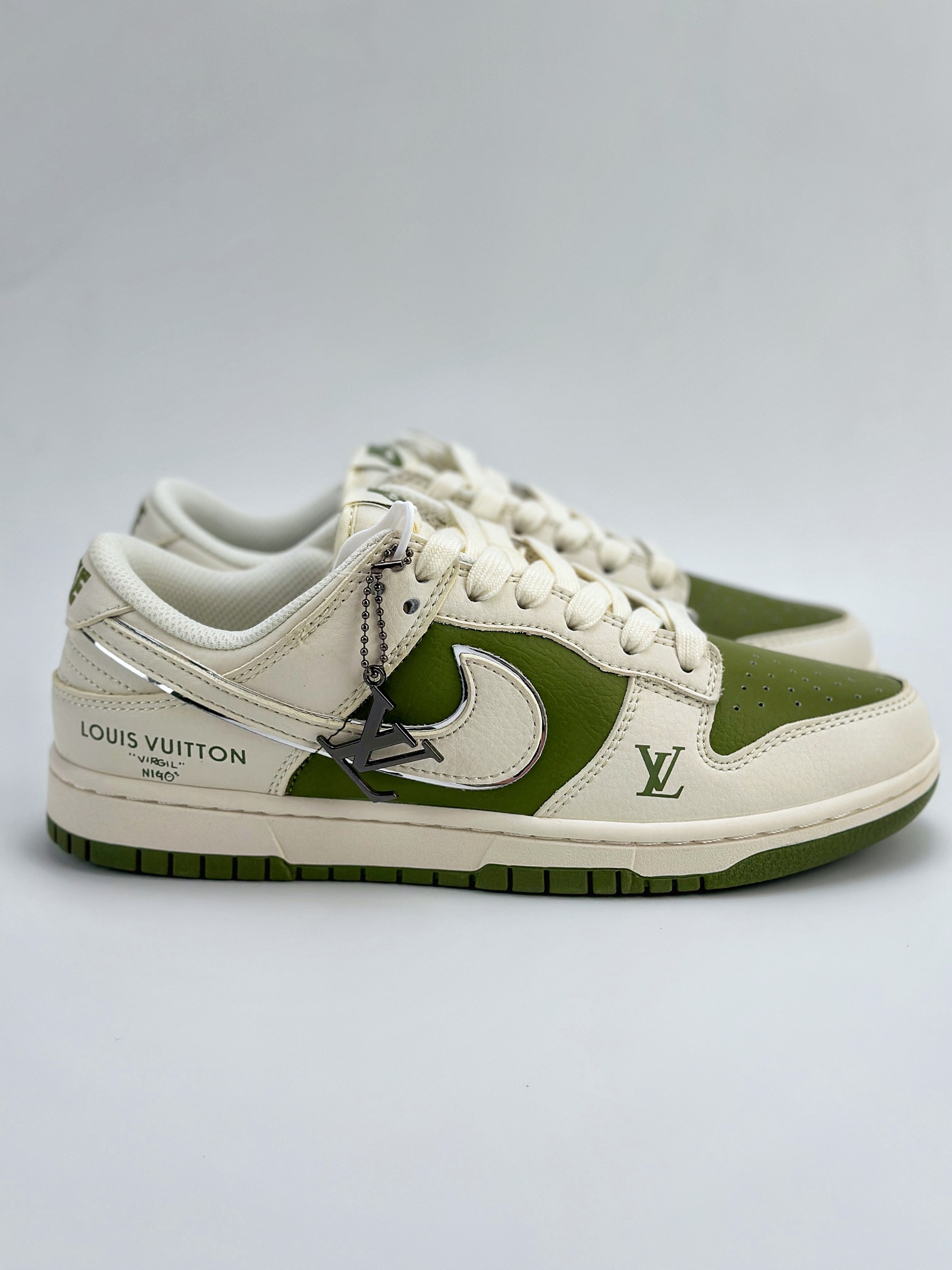 Nike SB Dunk Low x Louis Vuitton 米白绿 BB8766-211