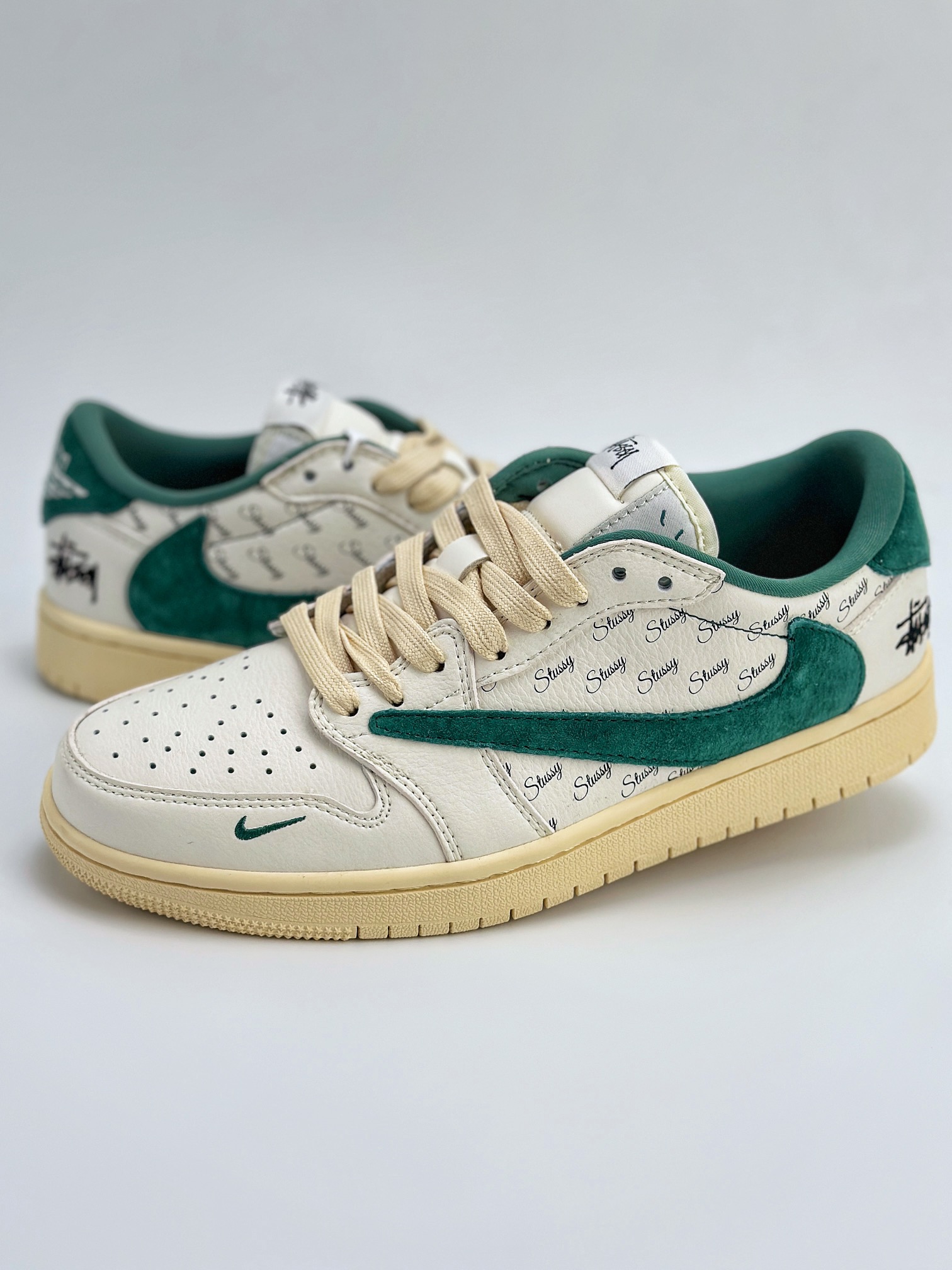 Travis Scott x Nike Air Jordan 1 Low x Stussy 三方联名 Air Jordan 1 Low 反转米黄绿翻毛倒钩 YQ2088-669