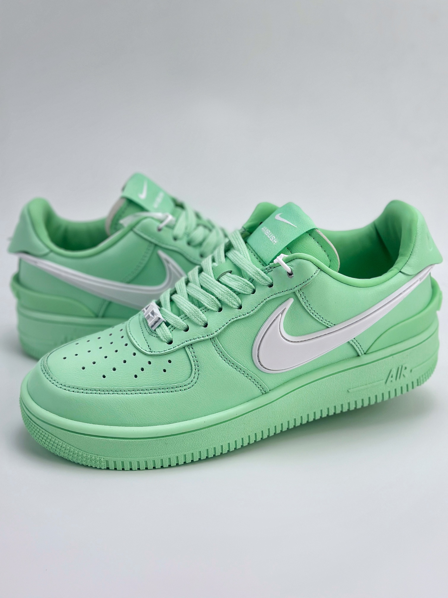 Nike Air Force 1 Low 07 x AMBUSH 薄荷绿 DV3464-700