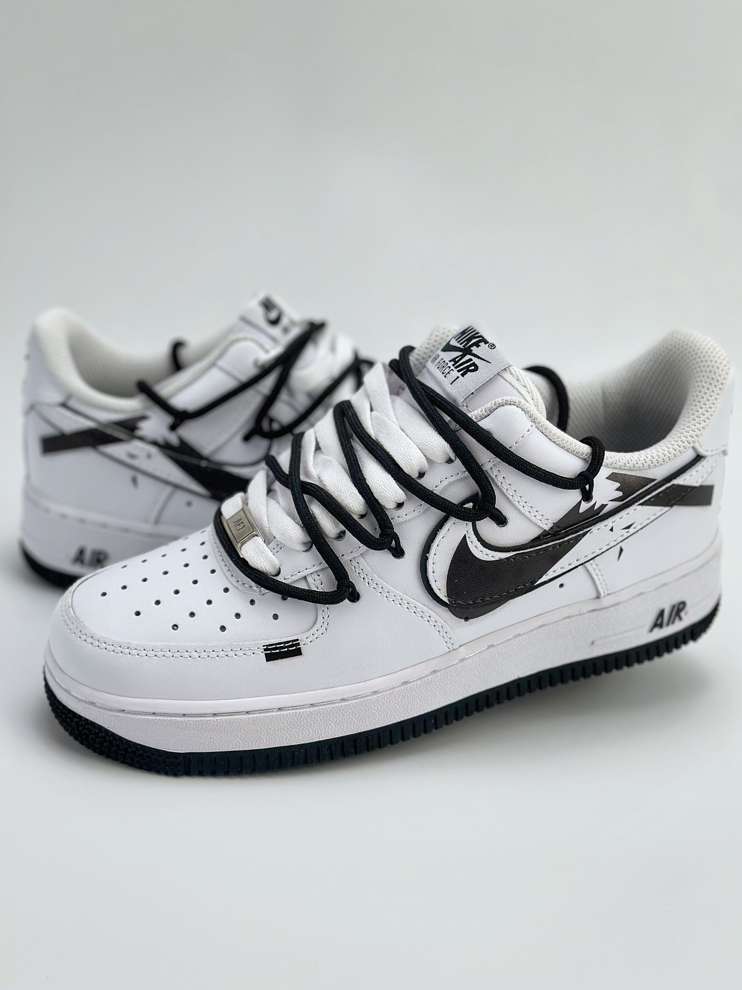 Nike Air Force 1 Low 07 手绘 断裂钩子 白黑 ZH0316-026