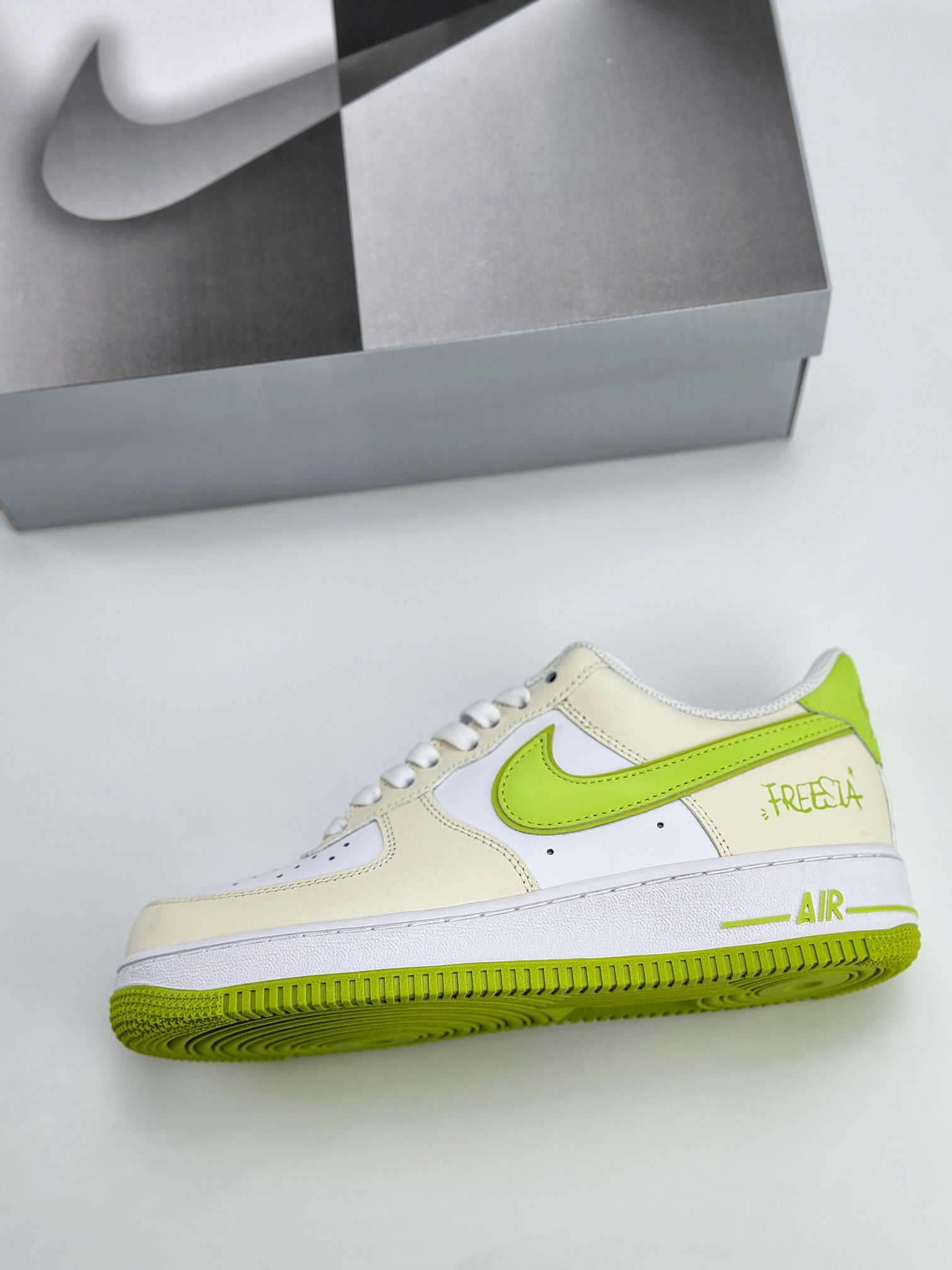 Nike Air Force 1 Low 07 气泡水母 春日小苍兰 米绿 YY2024-315