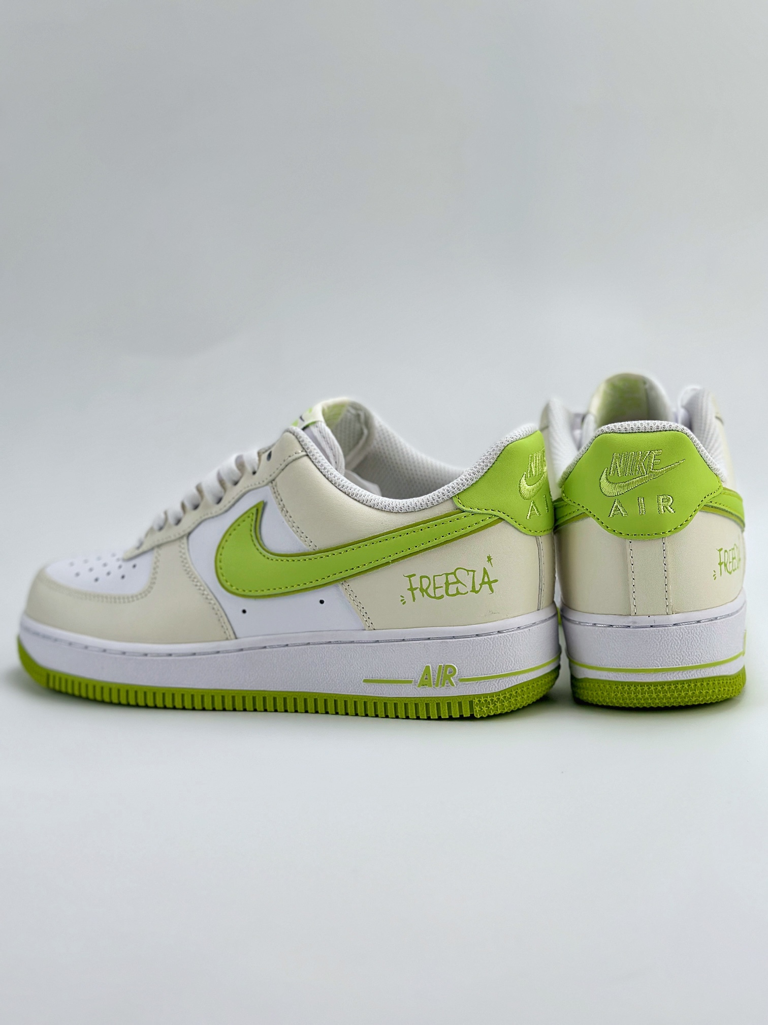 Nike Air Force 1 Low 07 气泡水母 春日小苍兰 米绿 YY2024-315