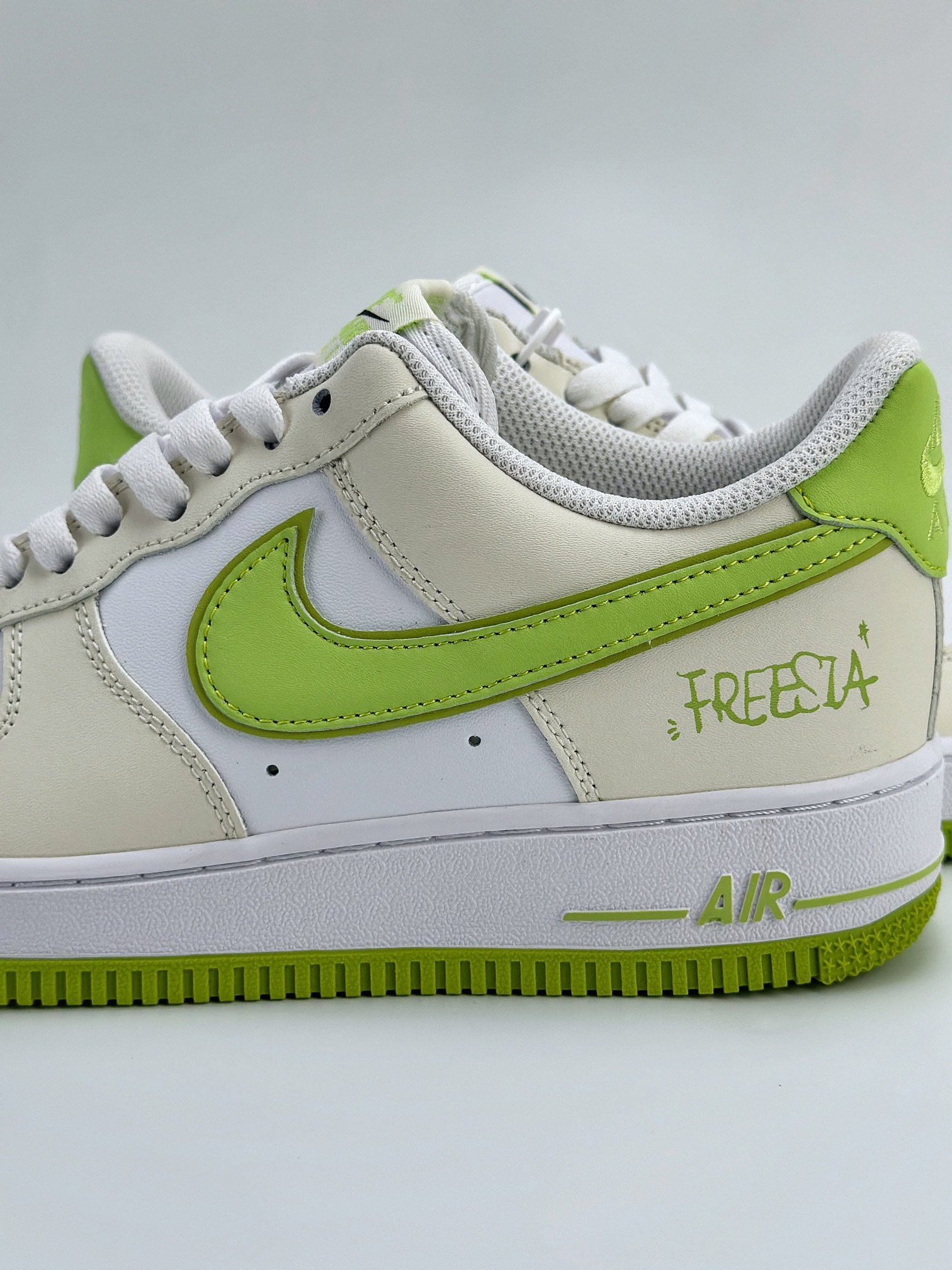 Nike Air Force 1 Low 07 气泡水母 春日小苍兰 米绿 YY2024-315