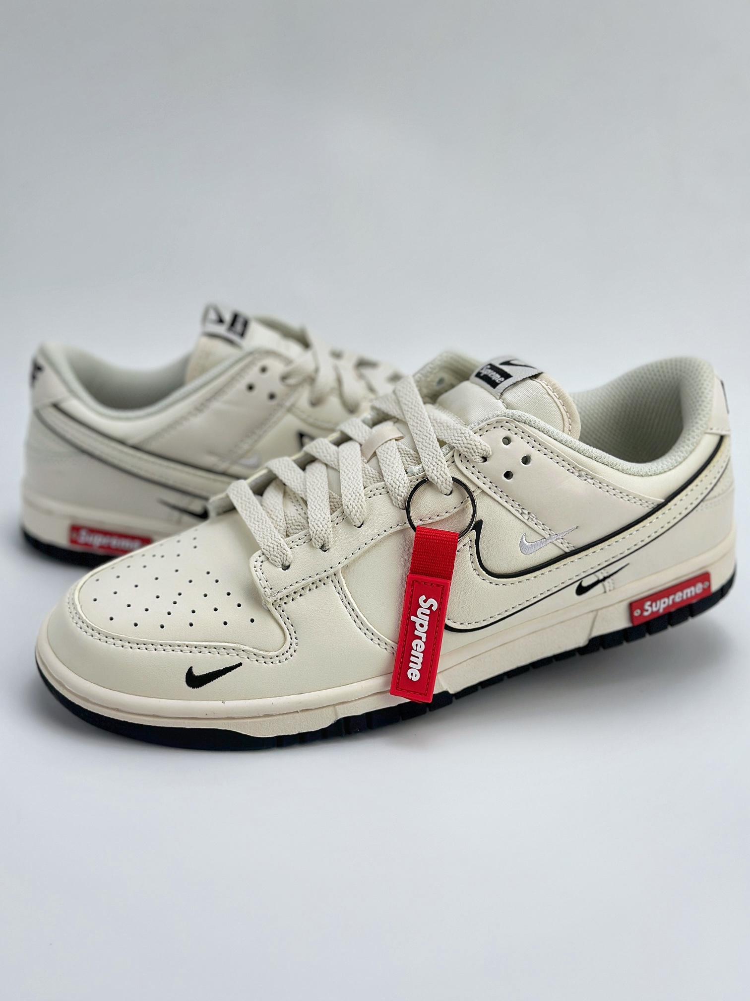 Nike SB Dunk Low x Supreme 米白三钩 DJ2024-006