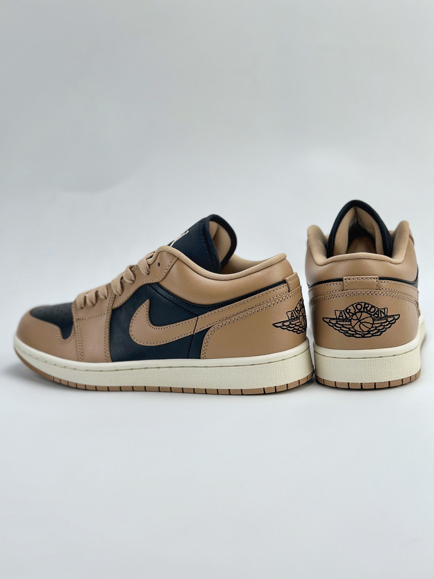 外贸版 Air Jordan 1 Retro Low Vachetta ”Tan” 棕黑 DC0774-201