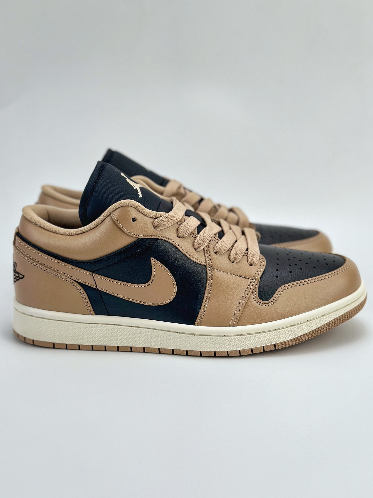 外贸版 Air Jordan 1 Retro Low Vachetta ”Tan” 棕黑 DC0774-201