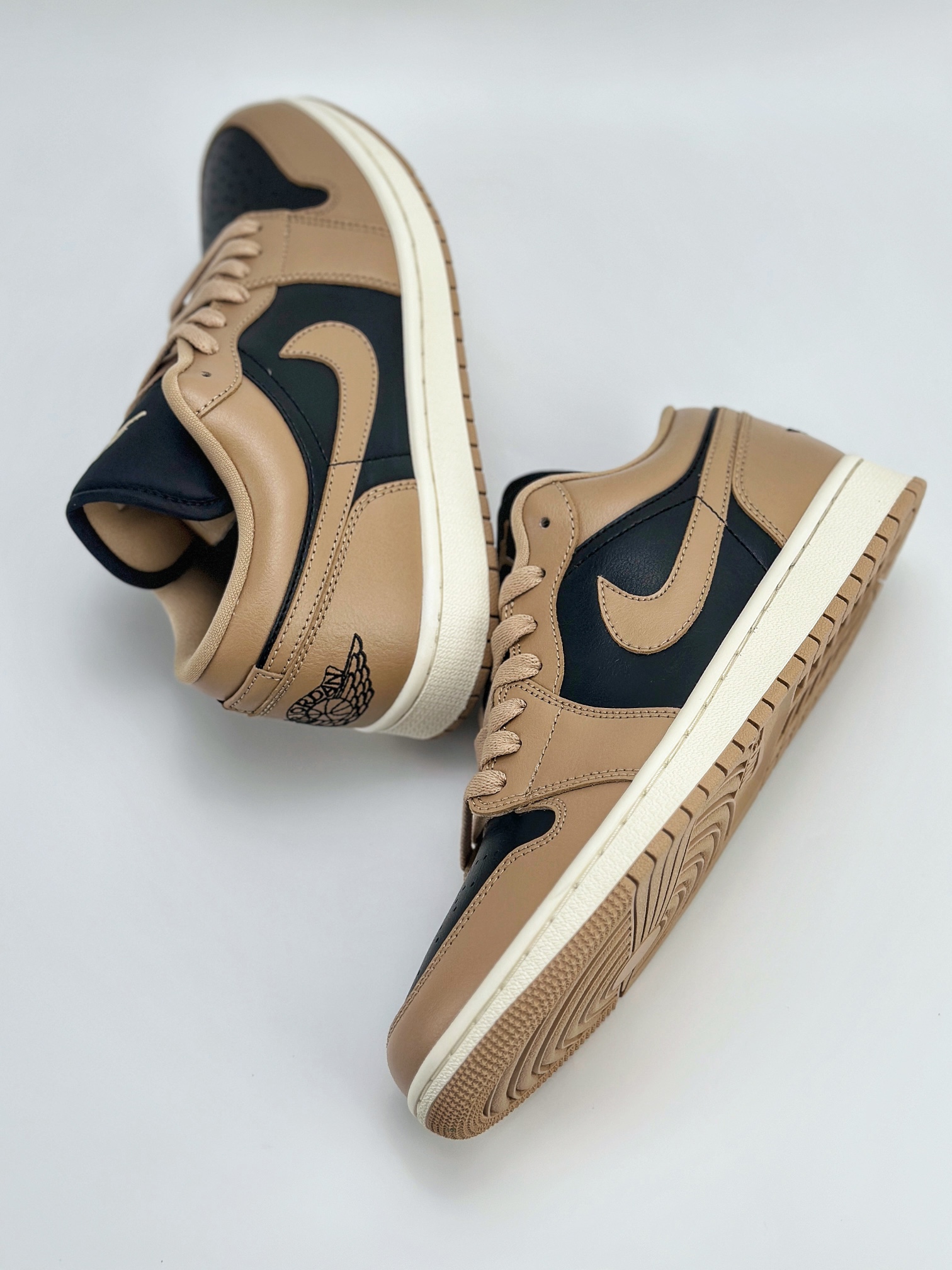 外贸版 Air Jordan 1 Retro Low Vachetta ”Tan” 棕黑 DC0774-201