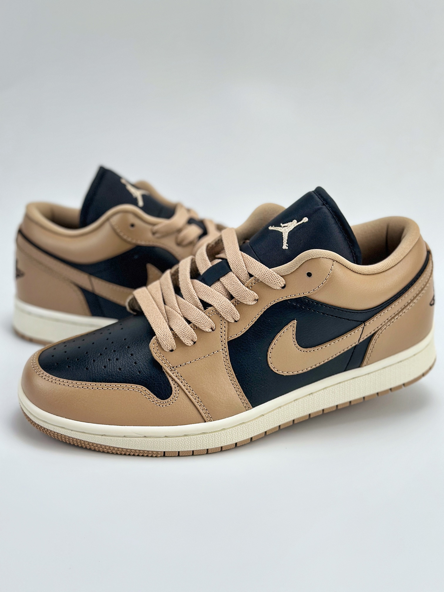 外贸版 Air Jordan 1 Retro Low Vachetta ”Tan” 棕黑 DC0774-201