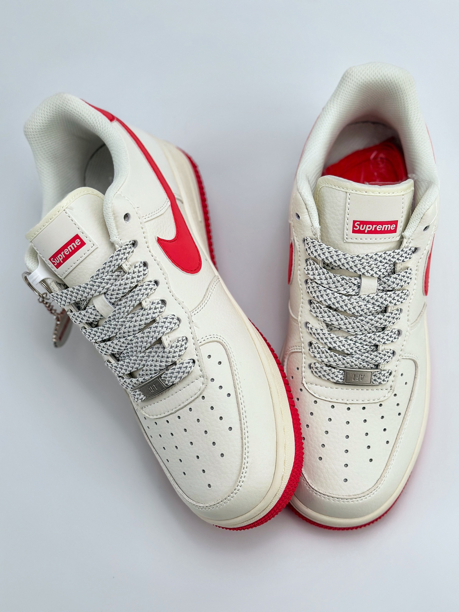 Nike Air Force 1 Low 07 x Supreme 白红满天星 HD1968-026