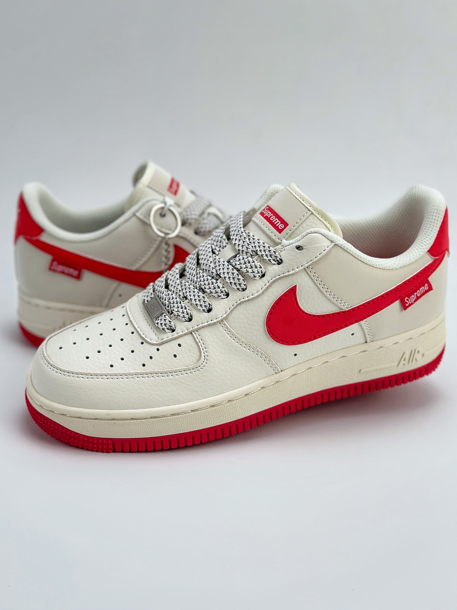 Nike Air Force 1 Low 07 x Supreme 白红满天星 HD1968-026