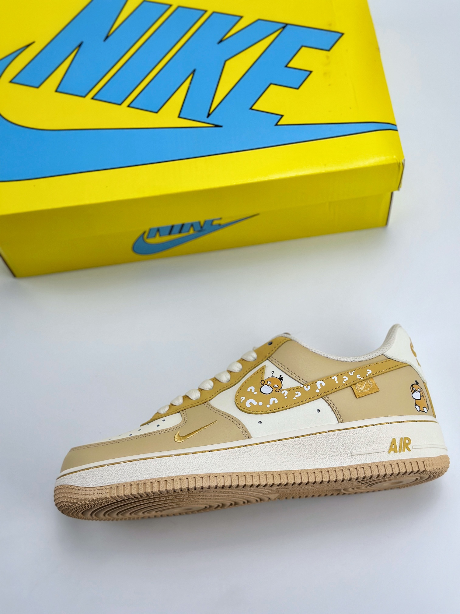 Nike Air Force 1 Low 07 x Pokémon 可达鸭 米黄 DB3301-661