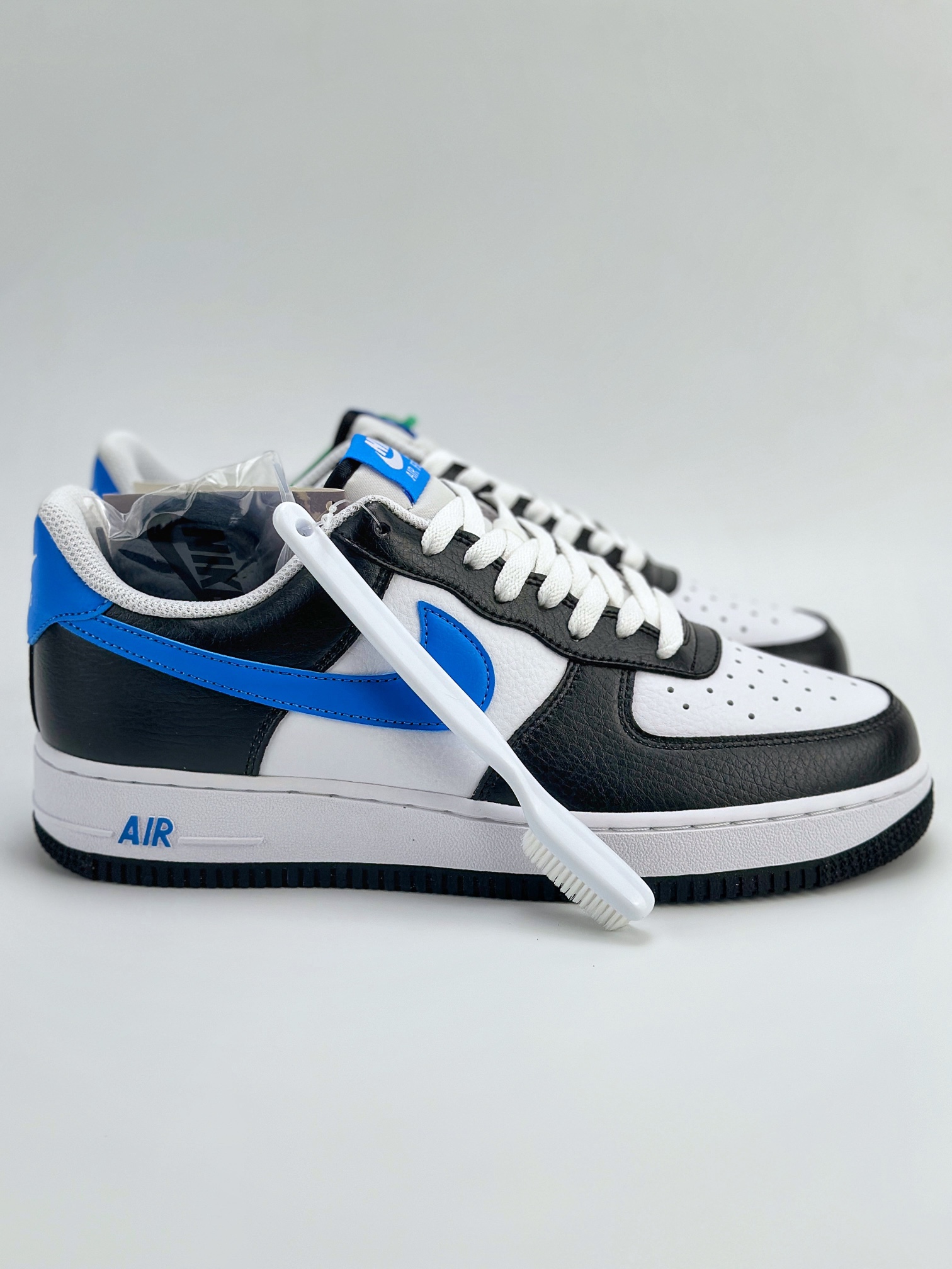 Nike Air Force 1 Low 07 黑白蓝 FN8008-001