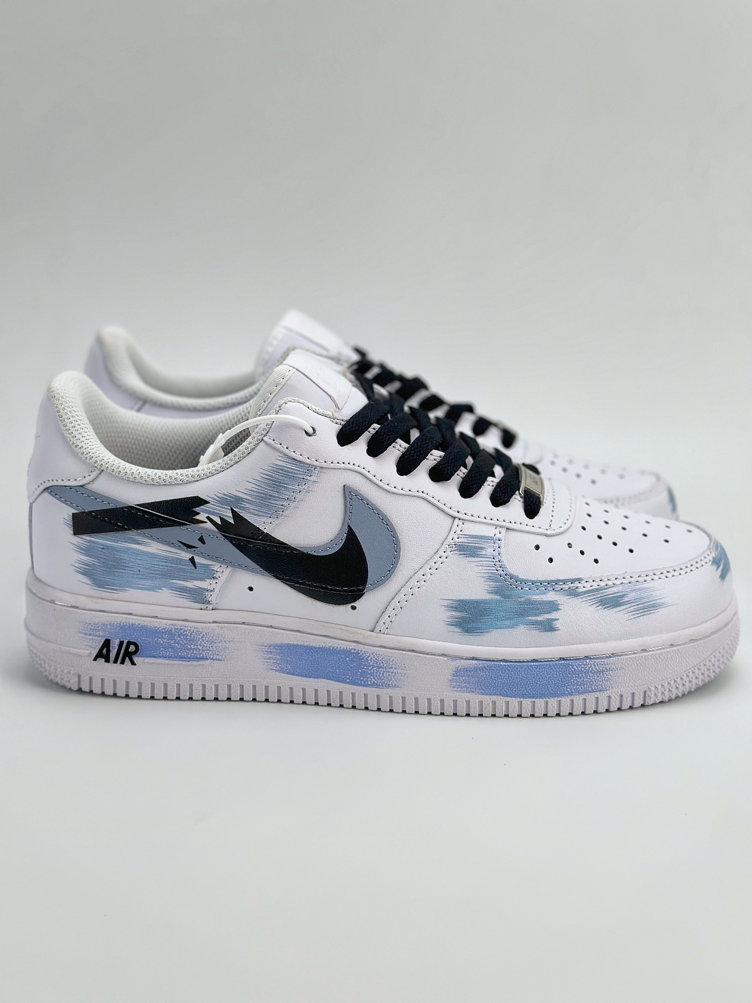 Nike Air Force 1 Low 07 断裂三钩 灰白紫