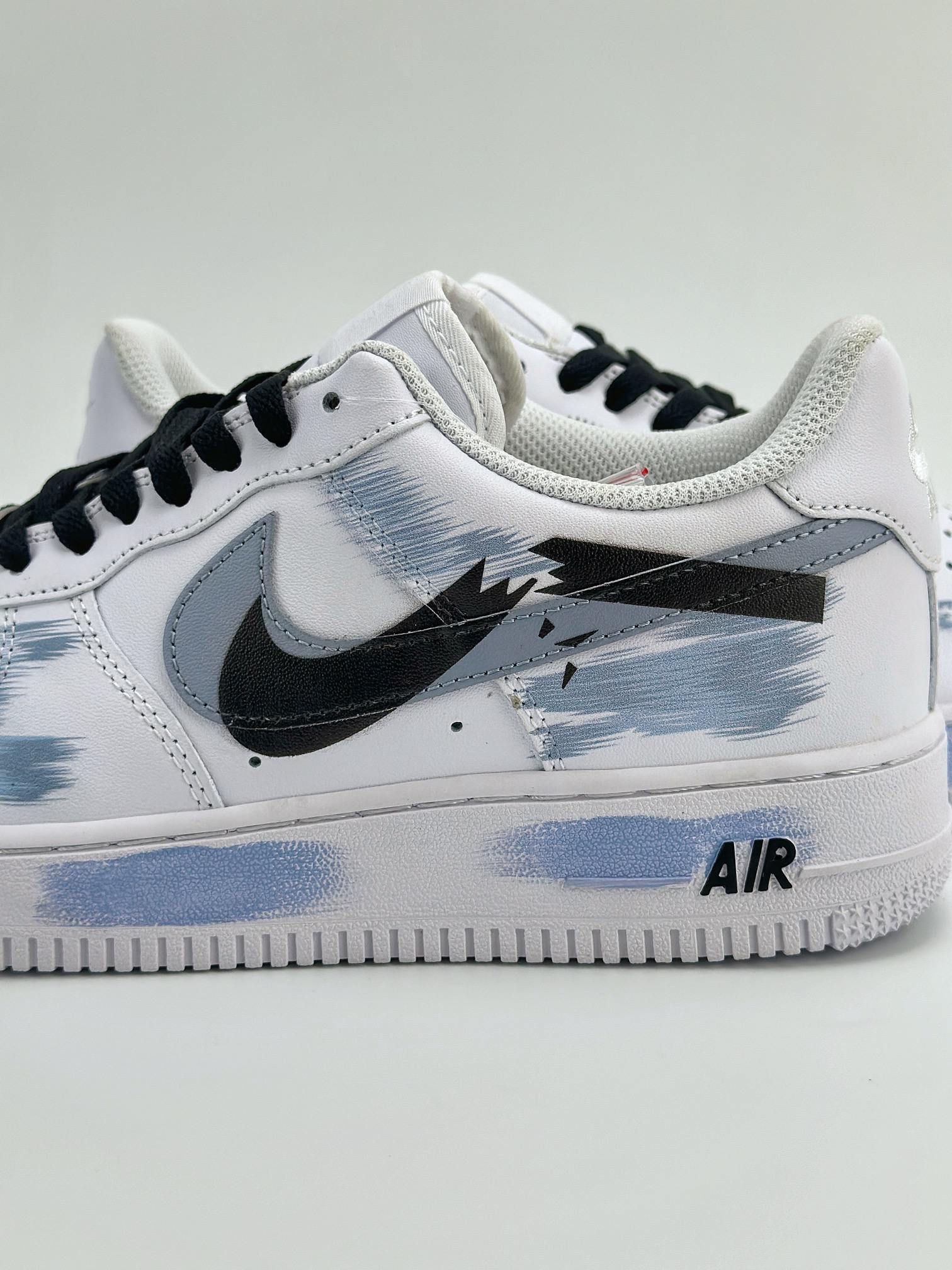 Nike Air Force 1 Low 07 断裂三钩 灰白紫