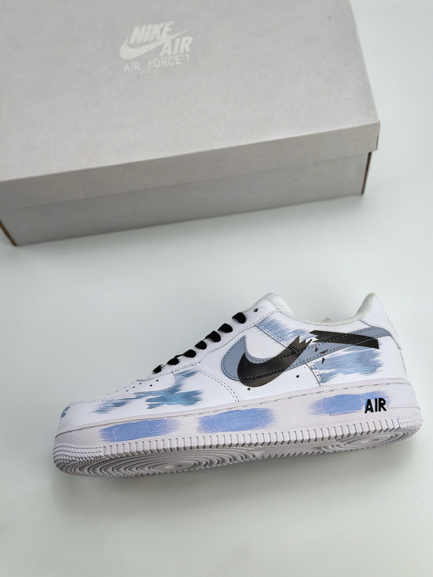 Nike Air Force 1 Low 07 断裂三钩 灰白紫