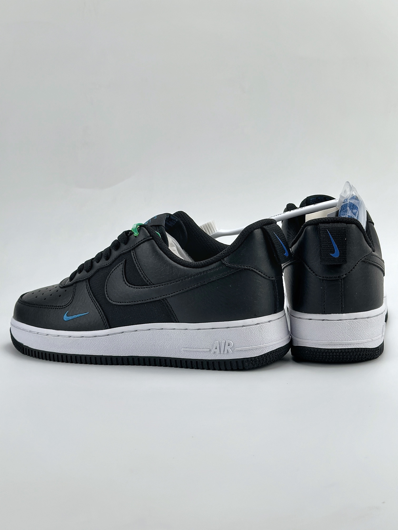 Nike Air Force 1 Low 07 黑白蓝小钩 FZ4625-001