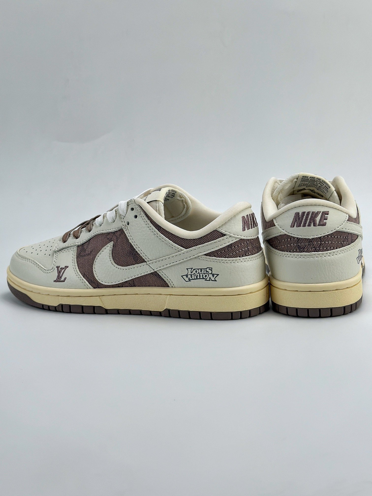 Nike SB Dunk Low x Louis Vuitton 米白棕 JH8310-956